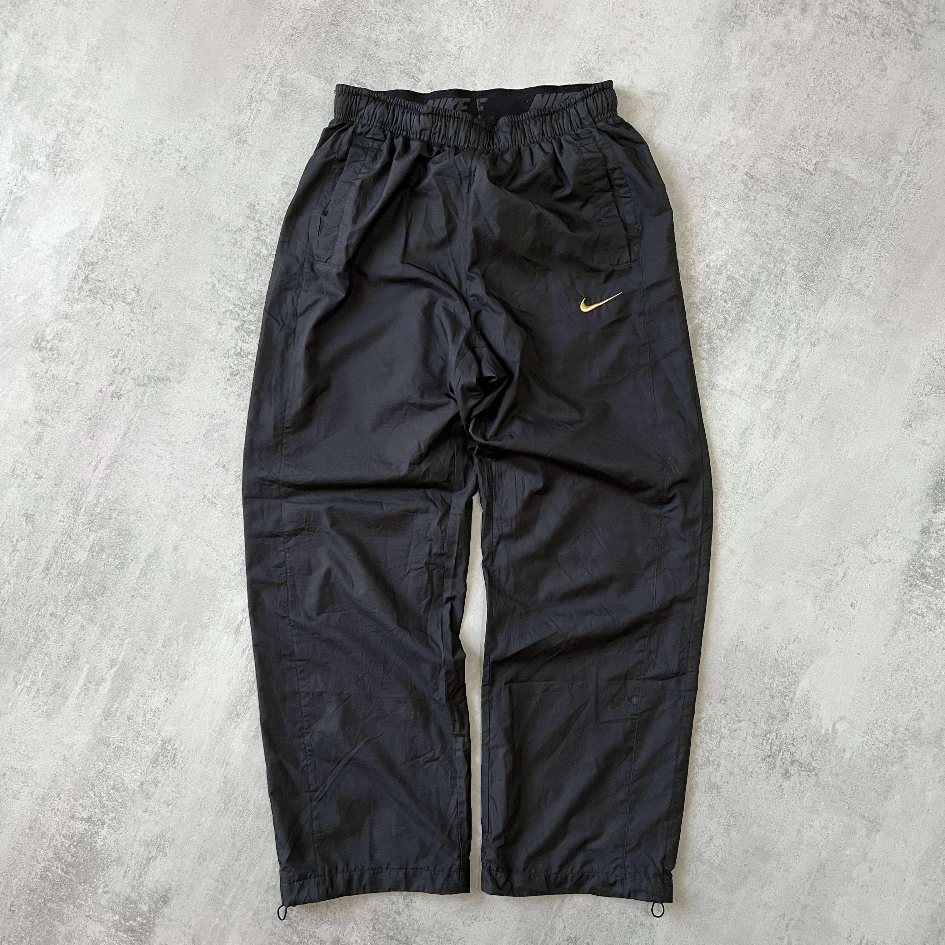 Nike 2000s trackpants (M)
