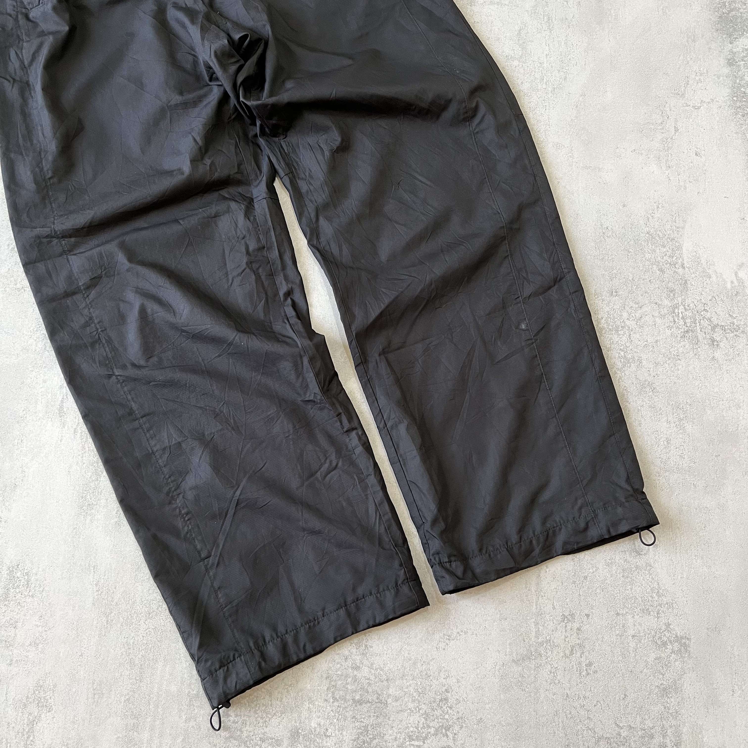 Nike 2000s trackpants (M)