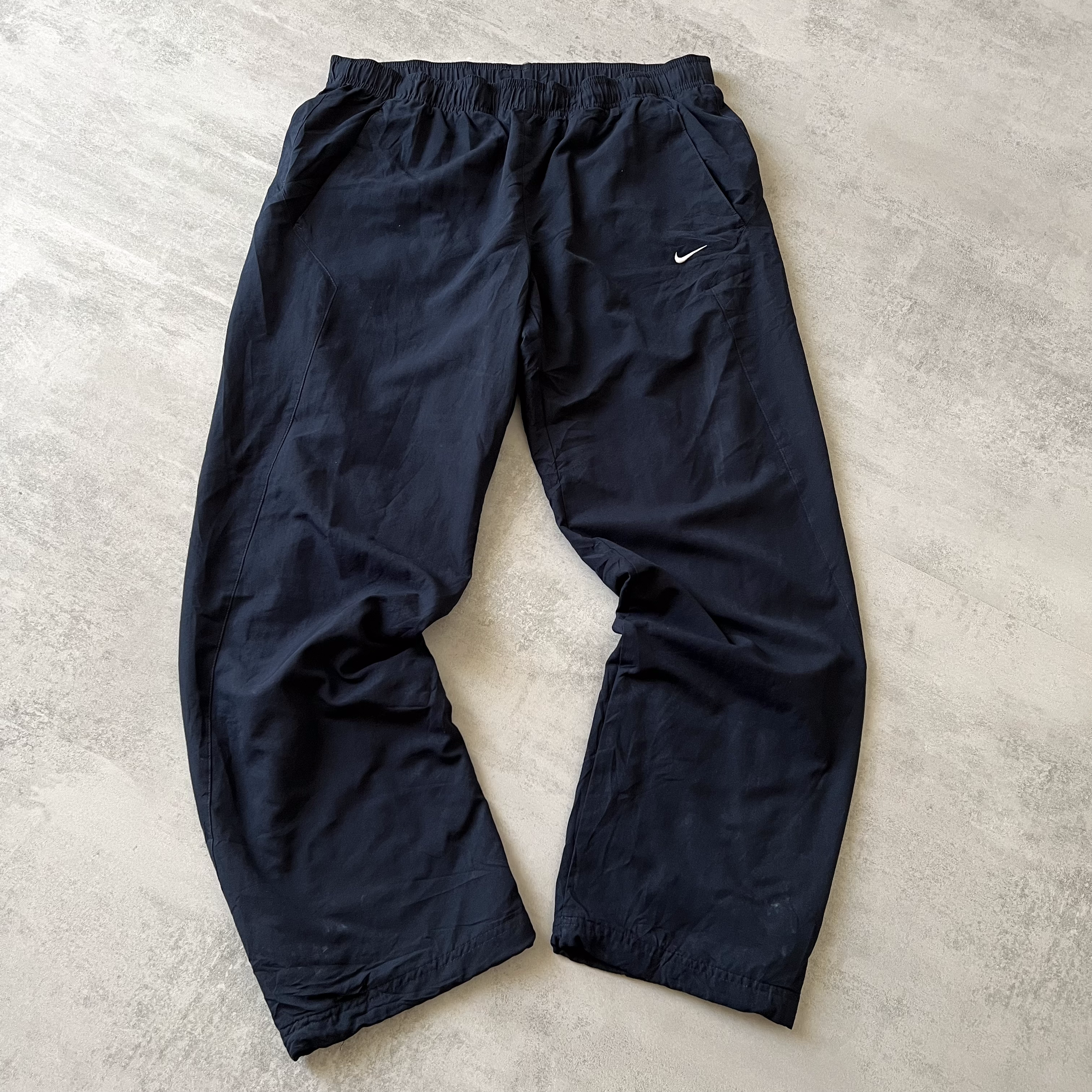 Nike 2000s trackpants (L)