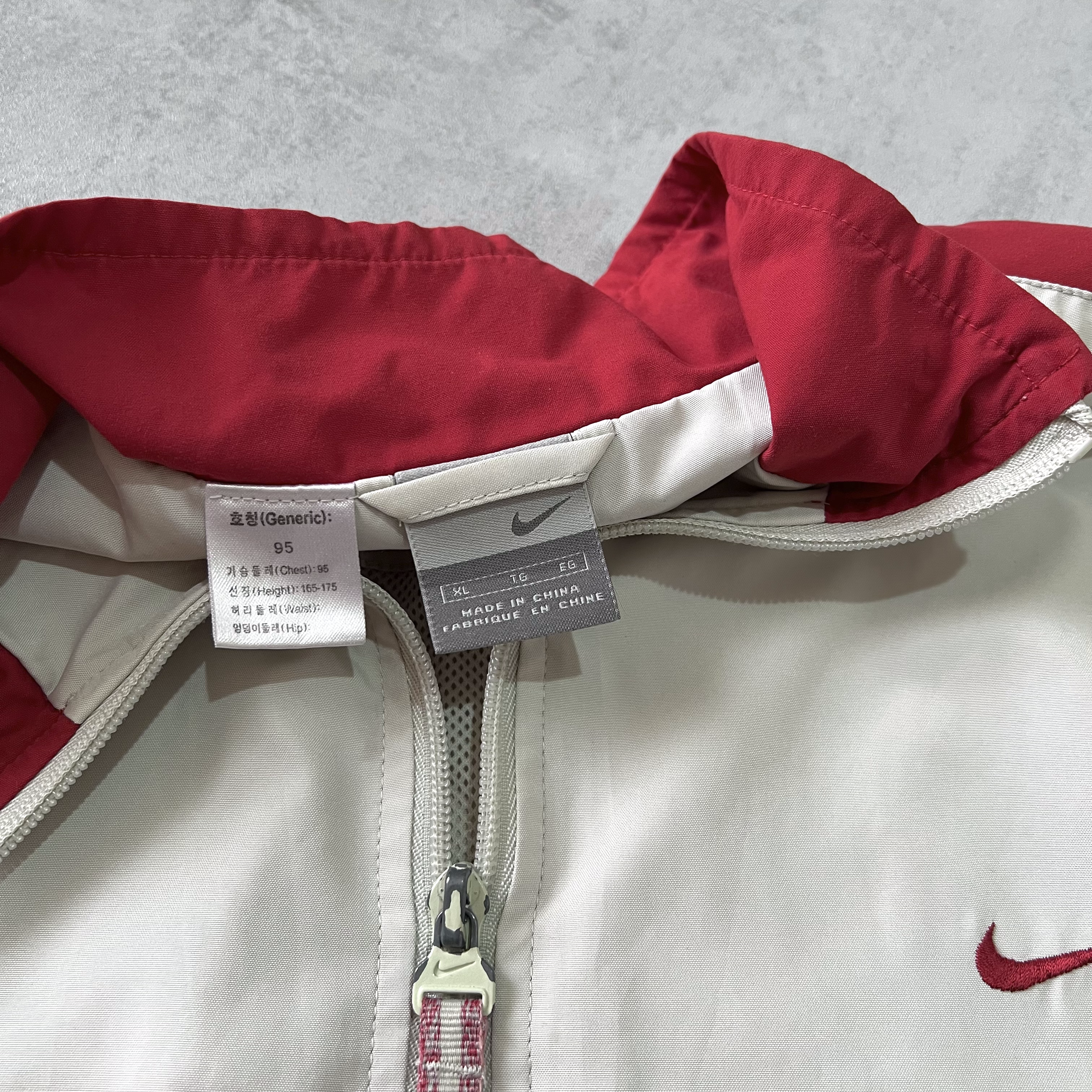 Nike 2000s trackjacket (M)