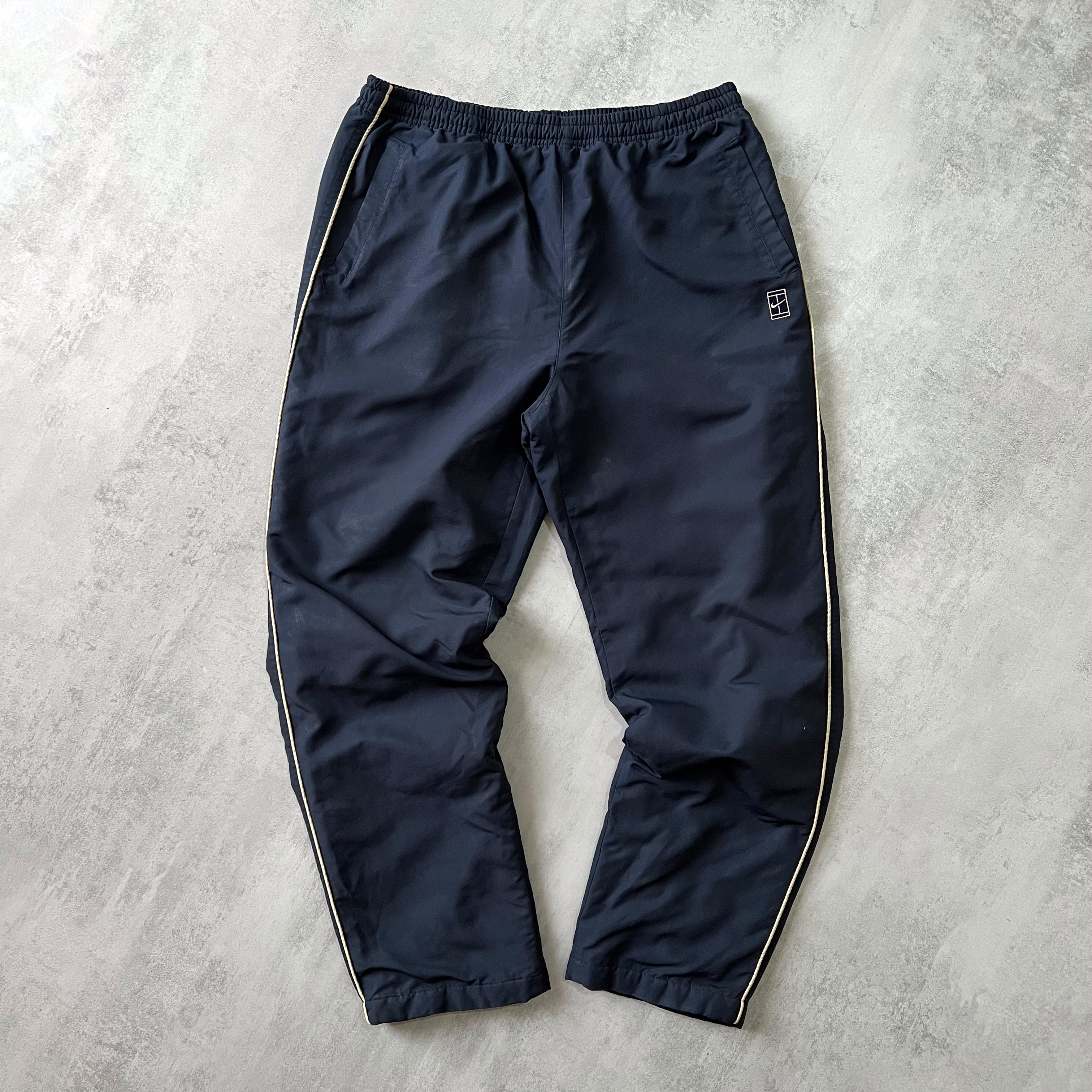 Nike 2000s trackpants (XL)