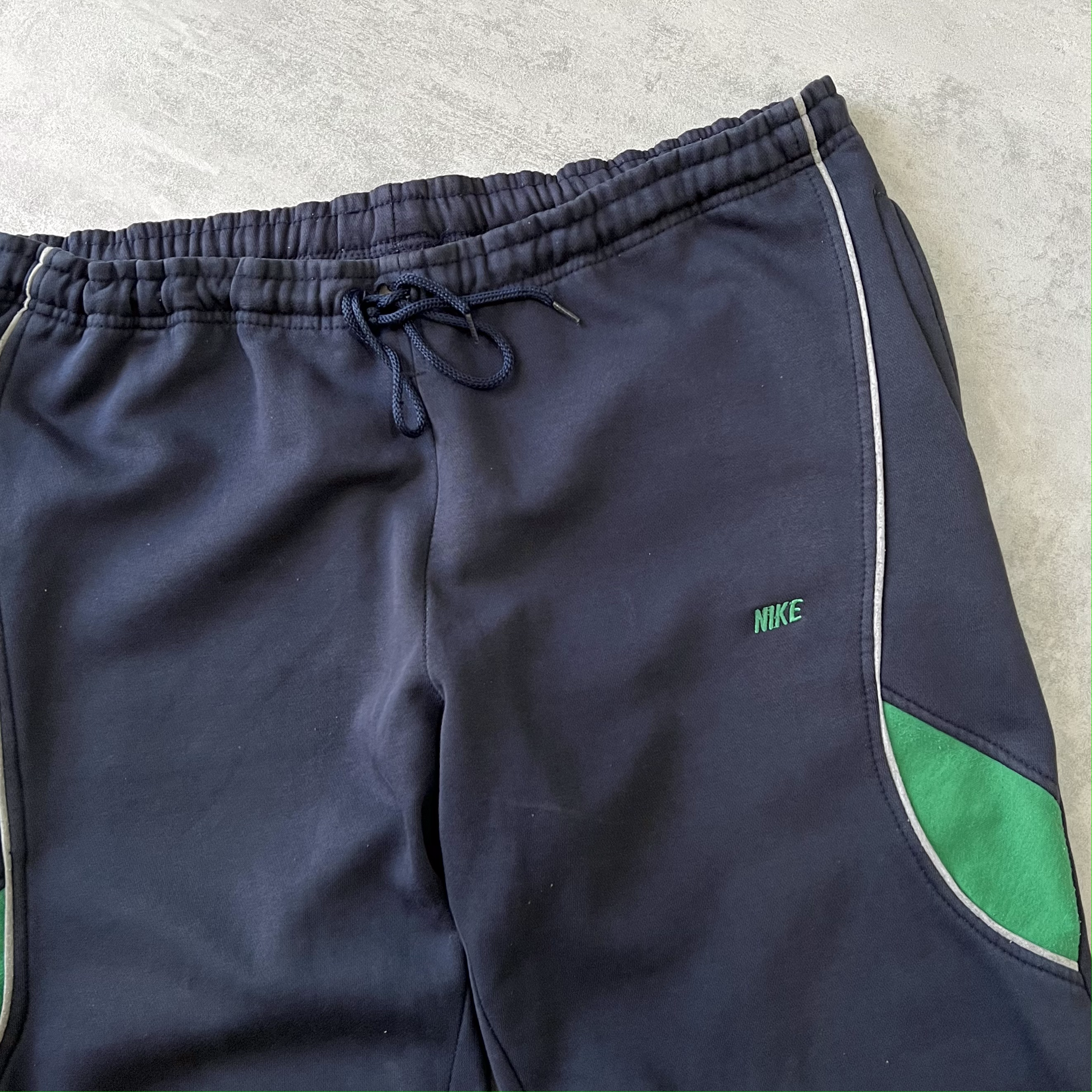 Nike 2000s tracksuit (L)