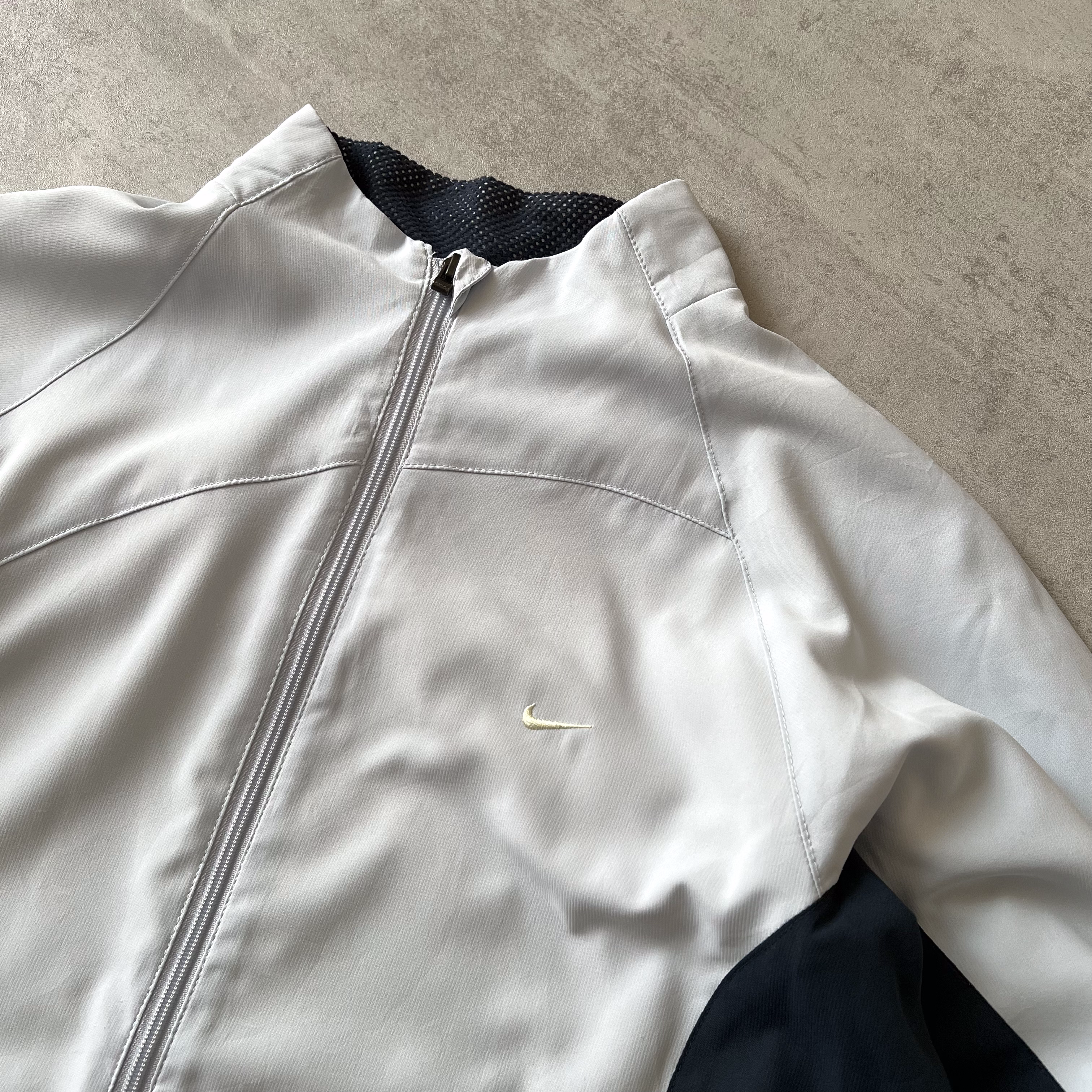 Nike 2000s trackjacket (M)