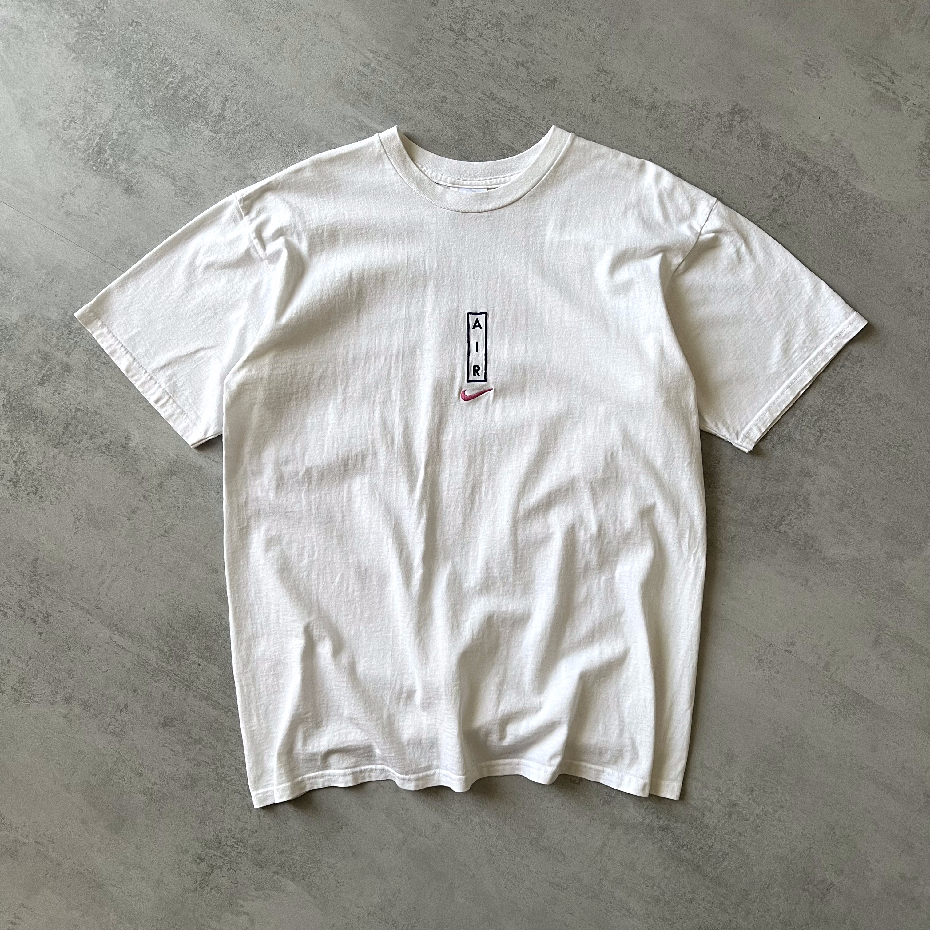 Nike RARE 2000s t-shirt (M)