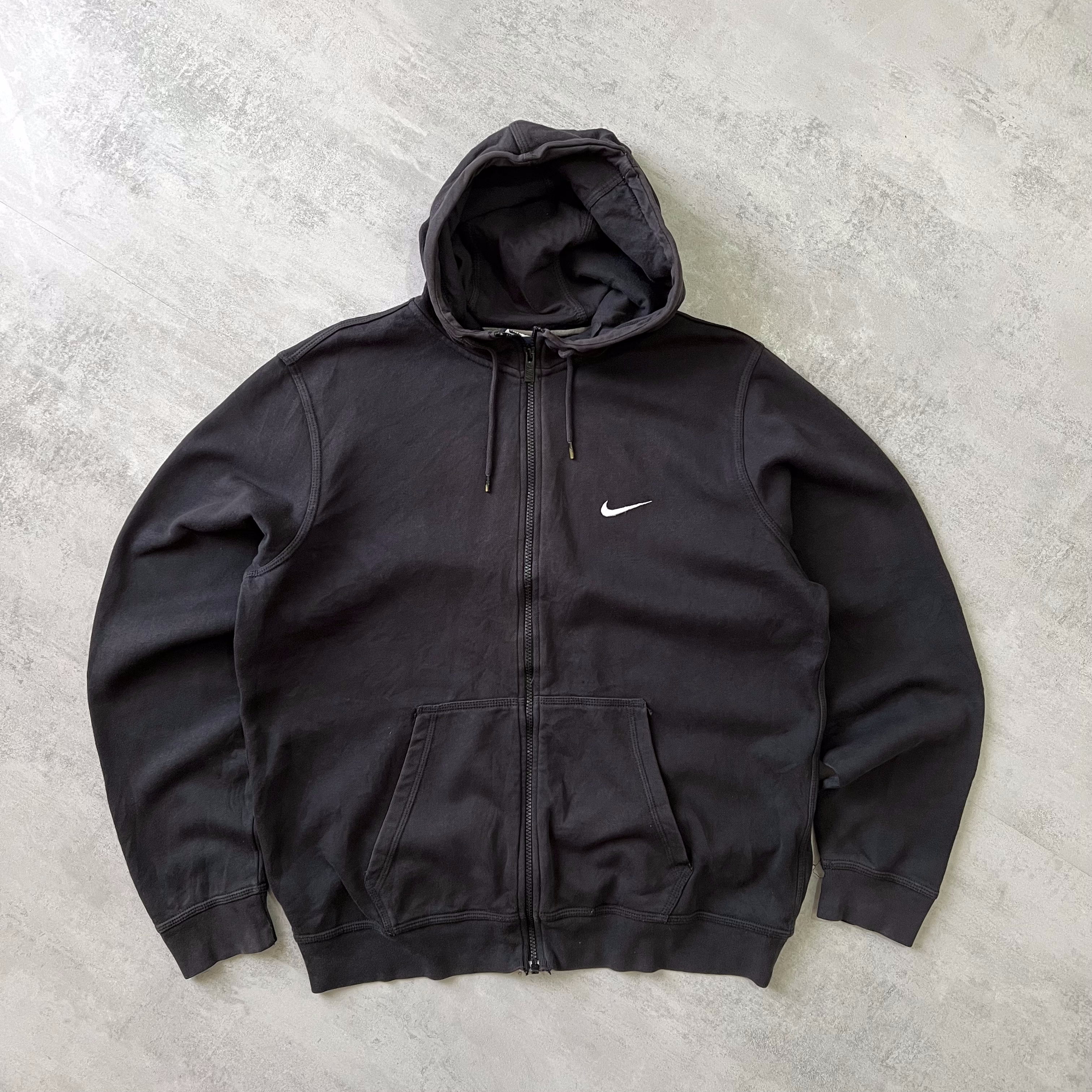 Nike 2000s zip hoodie (L)