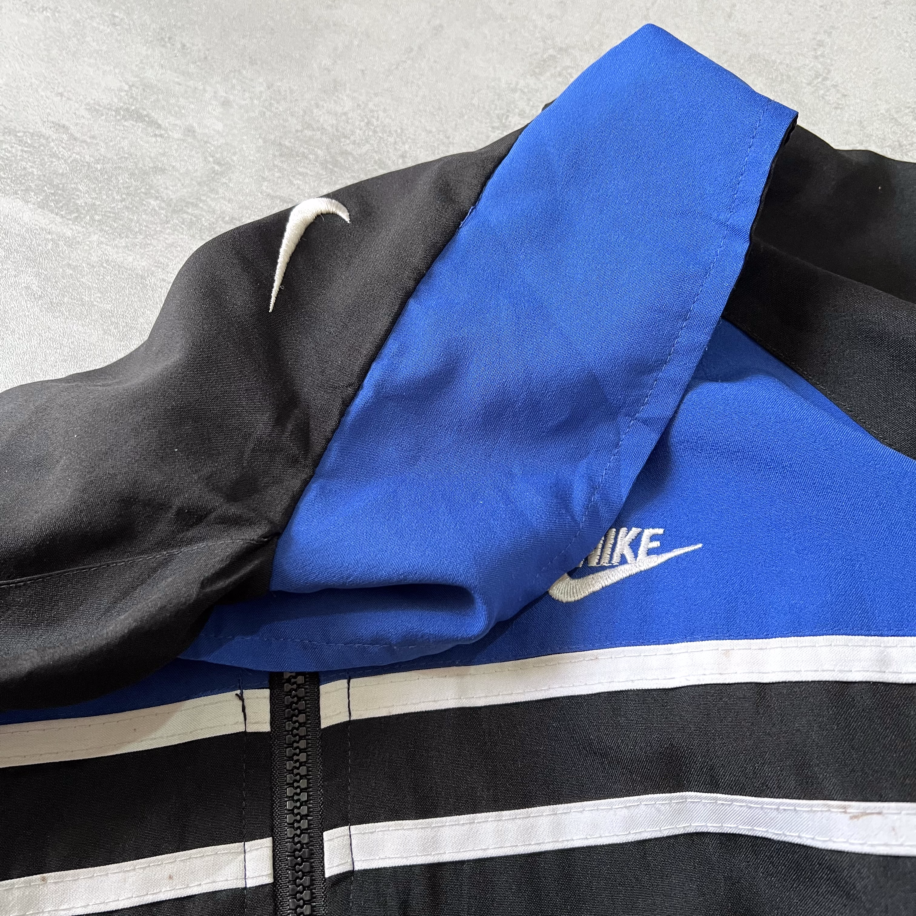 Nike 2000s trackjacket (M)