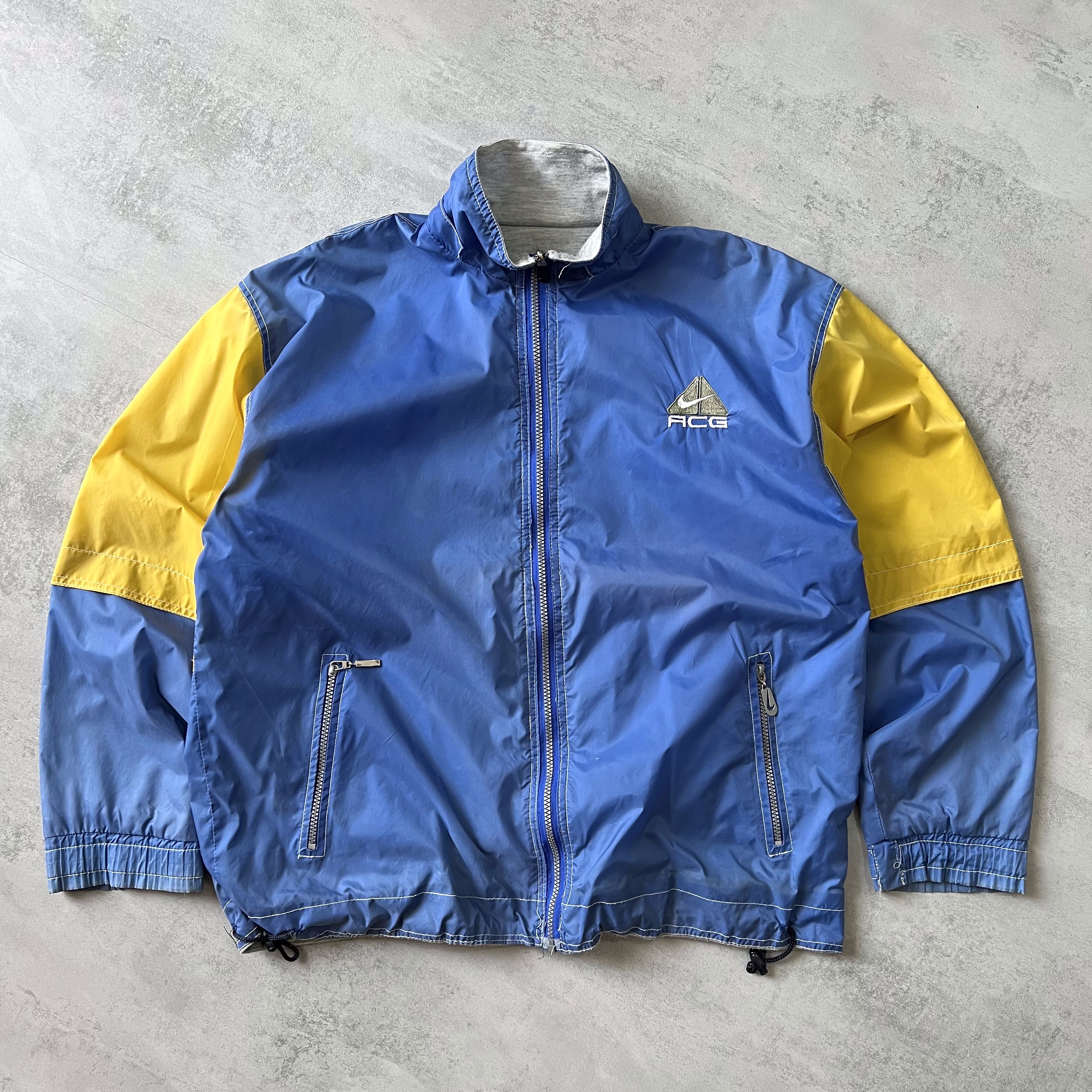 Nike ACG RARE 2000s jacket (L)