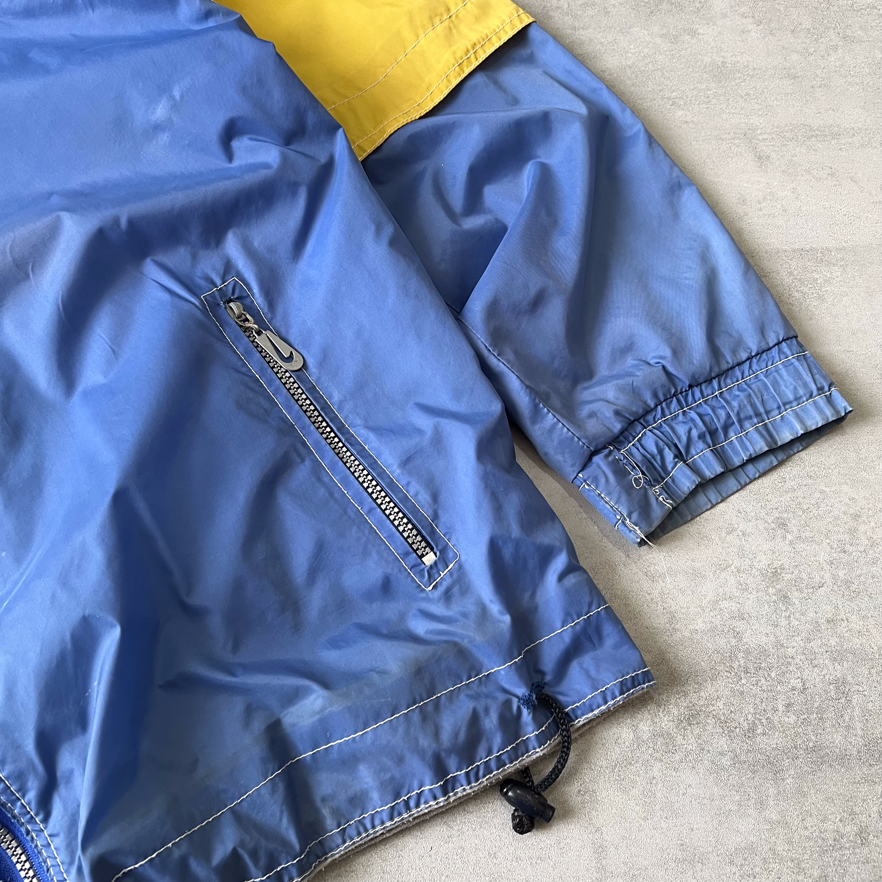 Nike ACG RARE 2000s jacket (L)