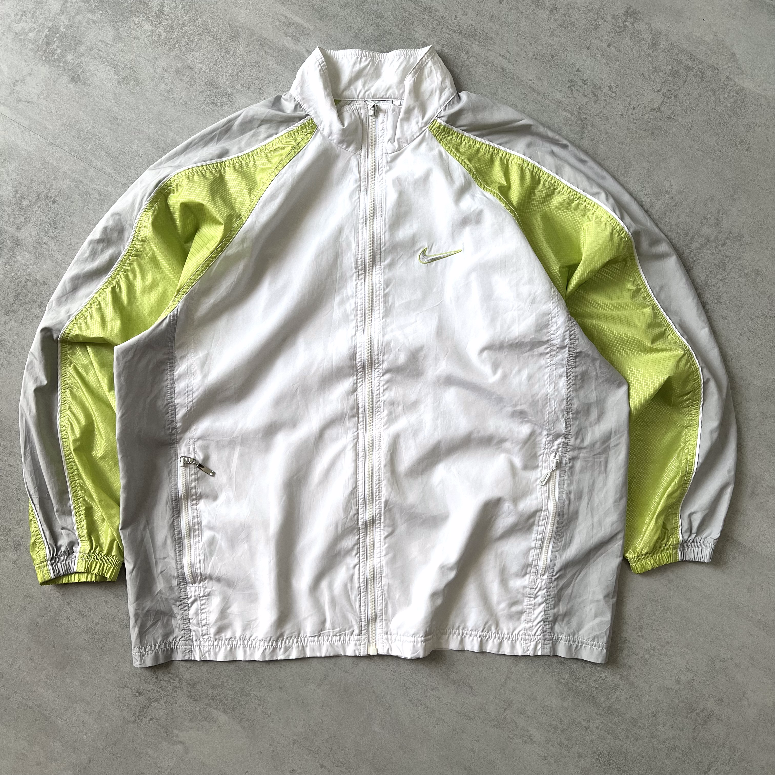 Nike RARE 2000s trackjacket (L)