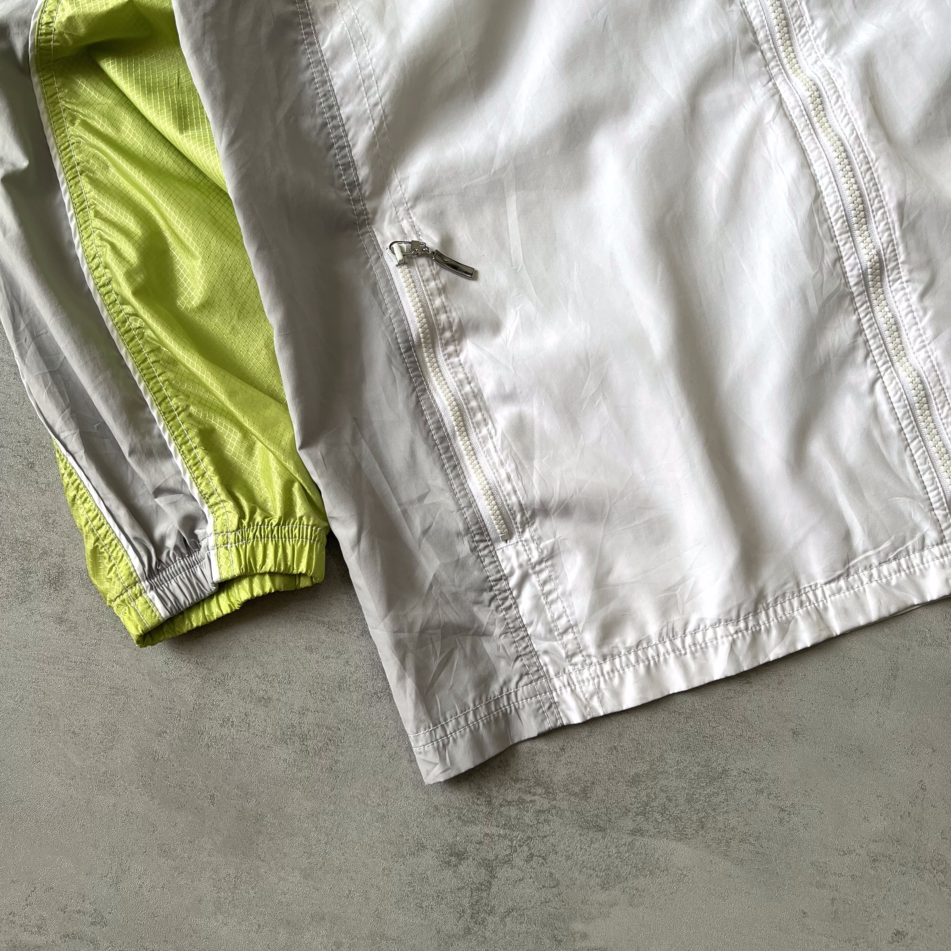 Nike RARE 2000s trackjacket (L)