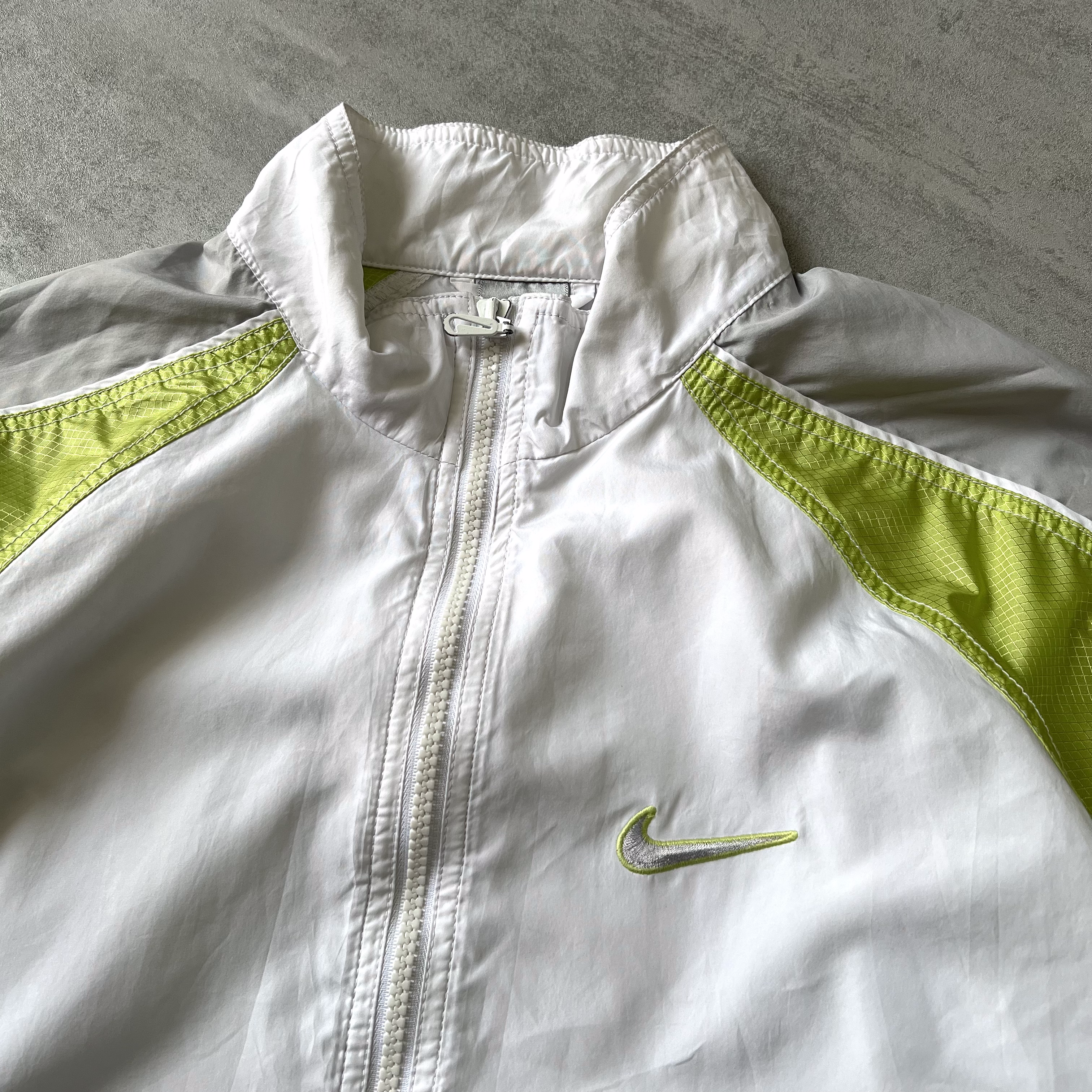 Nike RARE 2000s trackjacket (L)