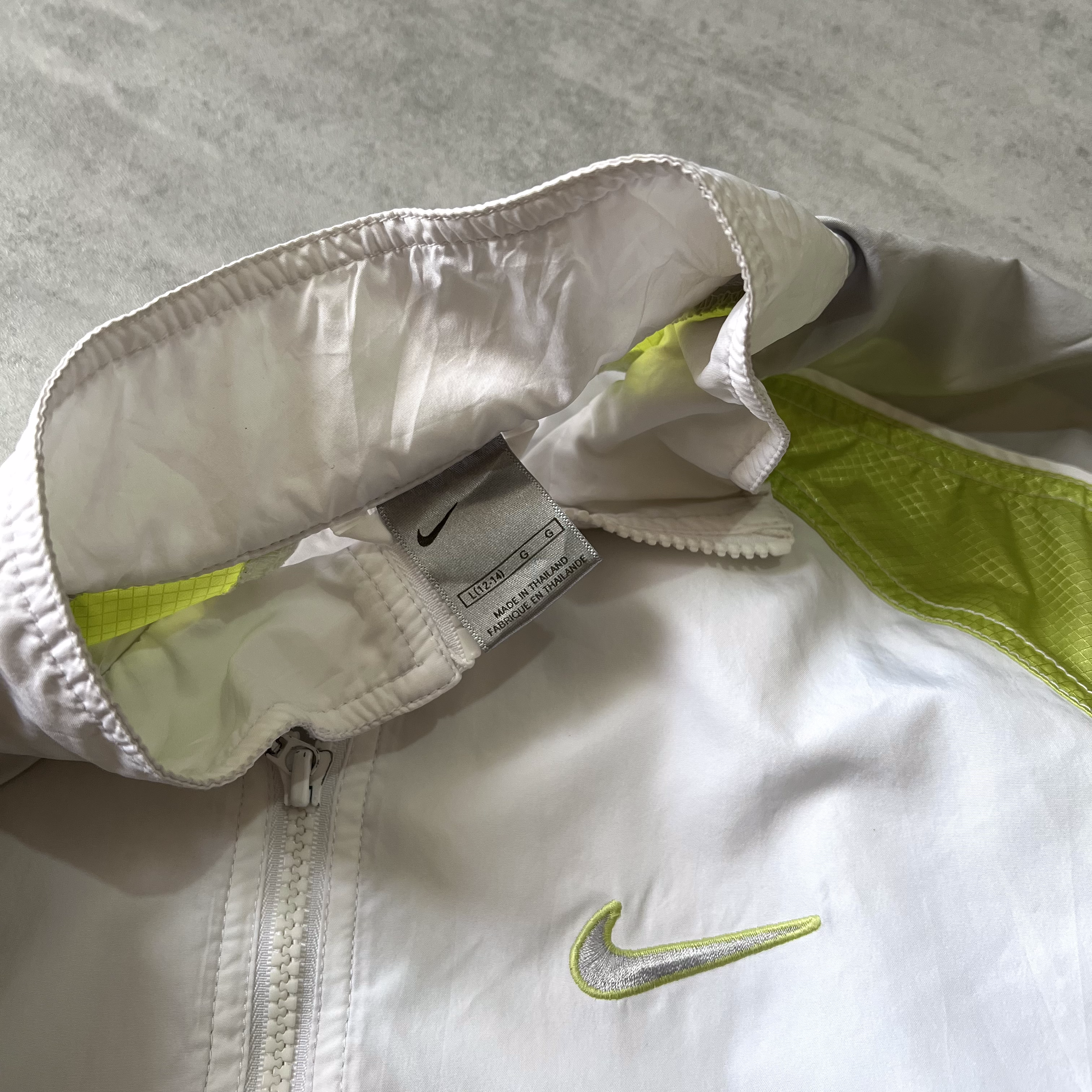 Nike RARE 2000s trackjacket (L)