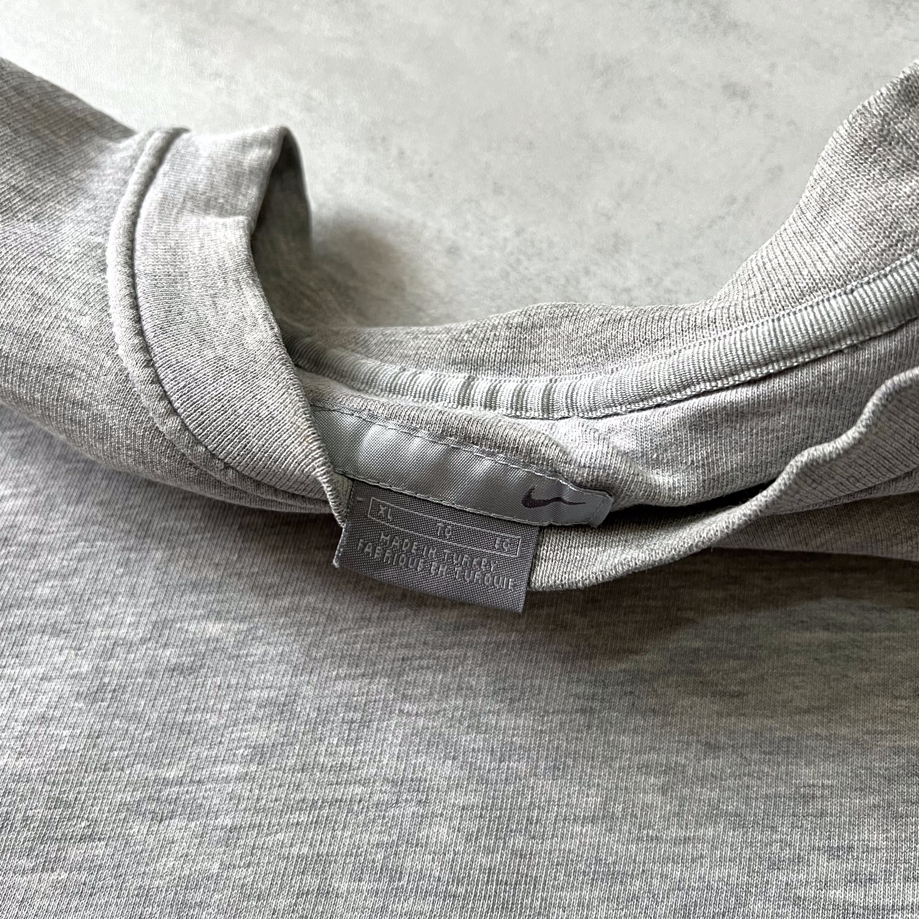 Nike 2000s crewneck sweatshirt (XL)