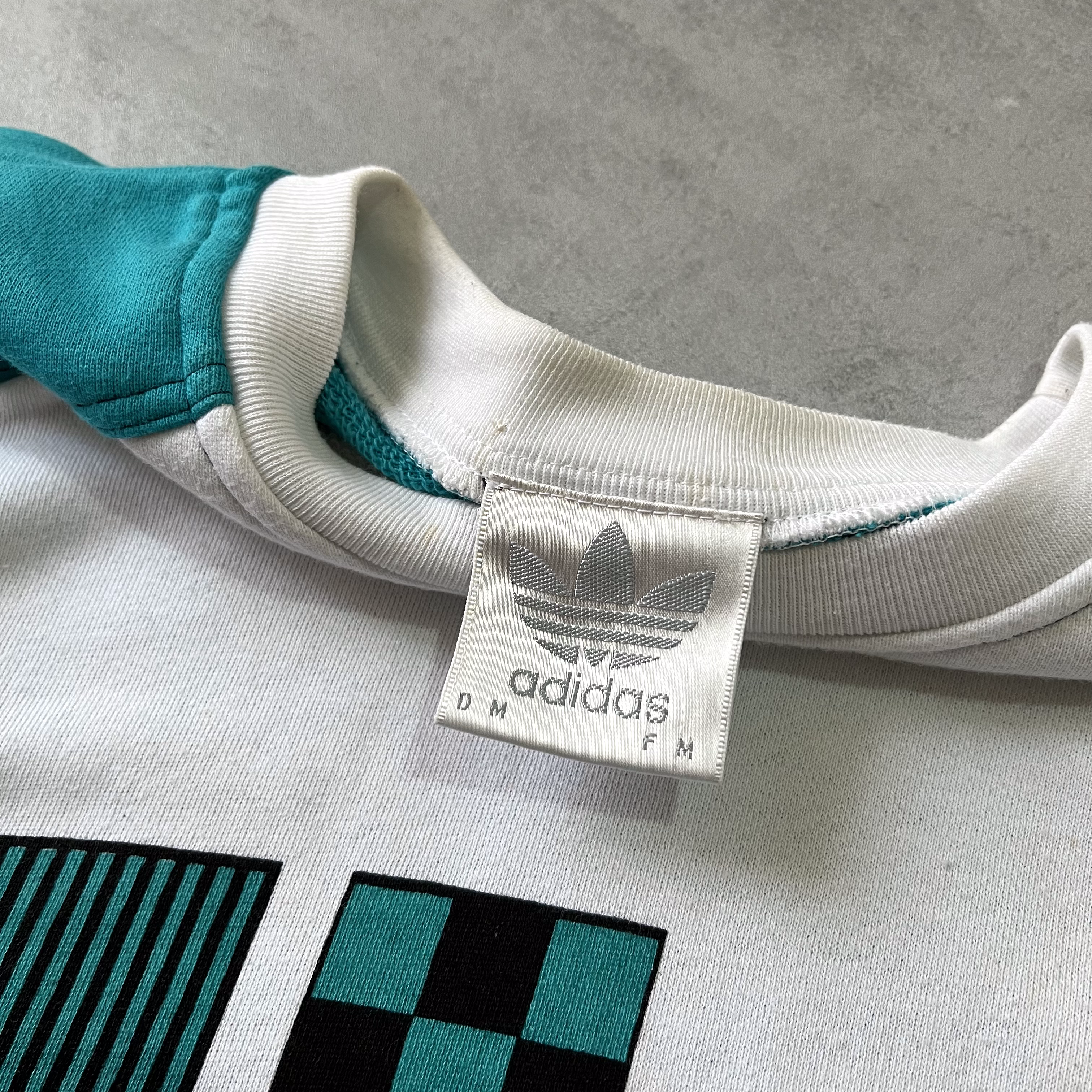 Adidas RARE 1990s crewneck sweatshirt (XL)