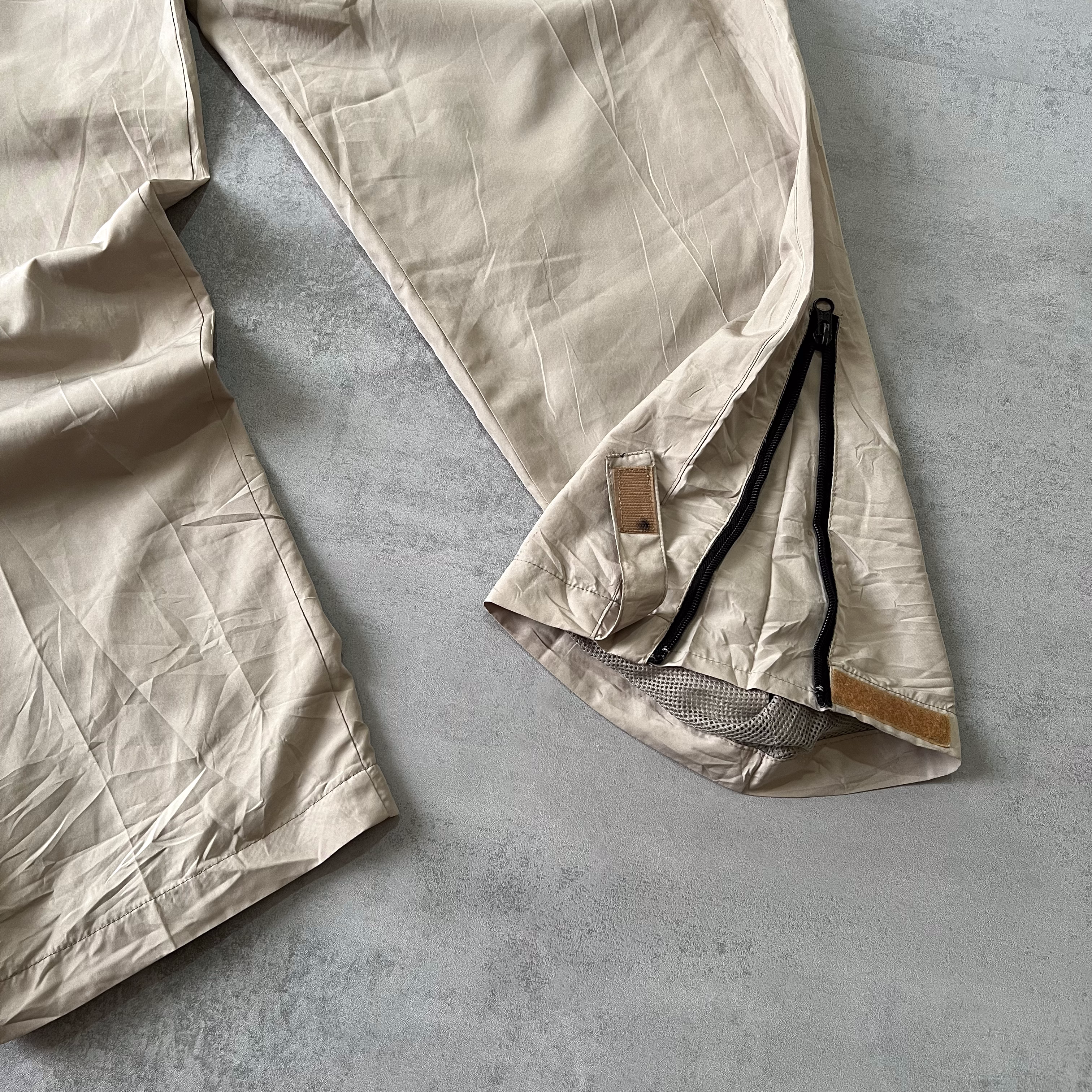 Nike 2000s trackpants (XL)