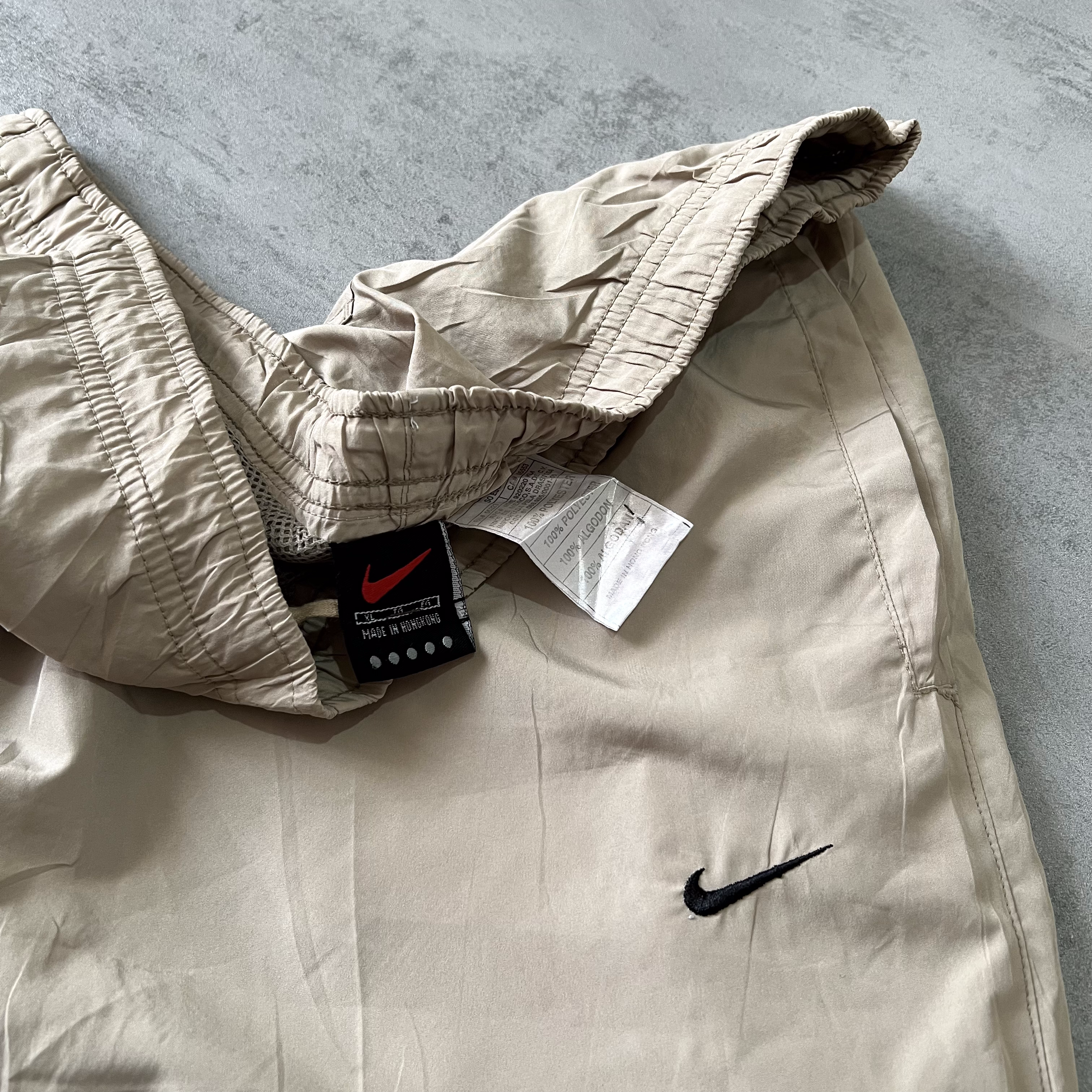 Nike 2000s trackpants (XL)