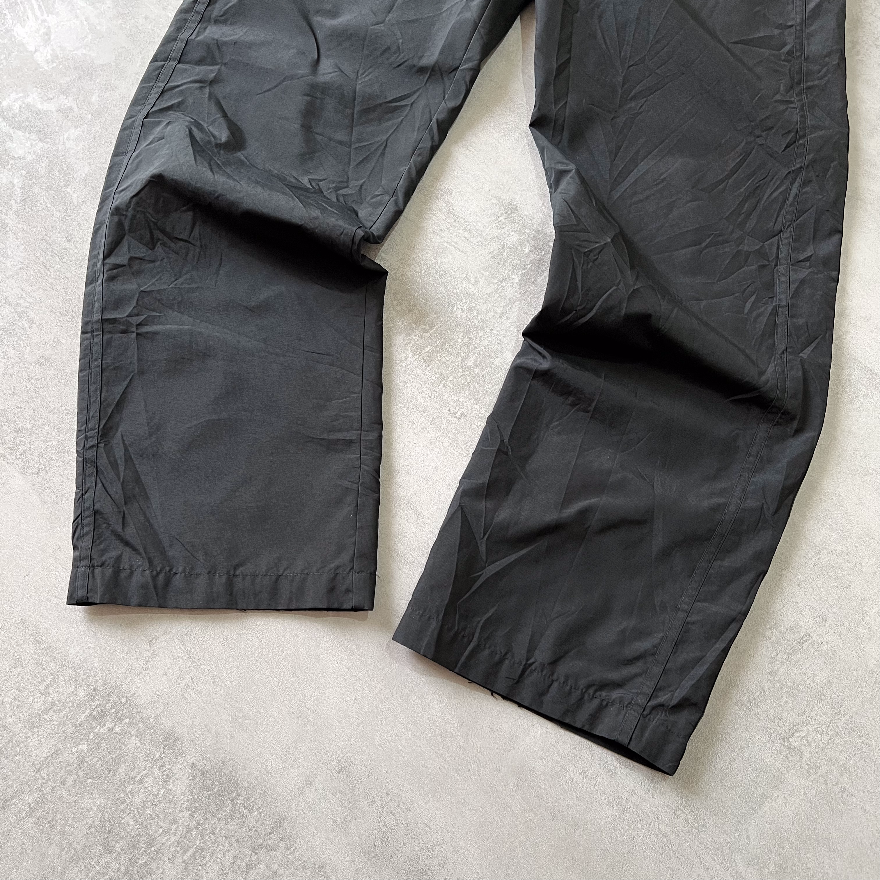 Nike 2000s trackpants (M)