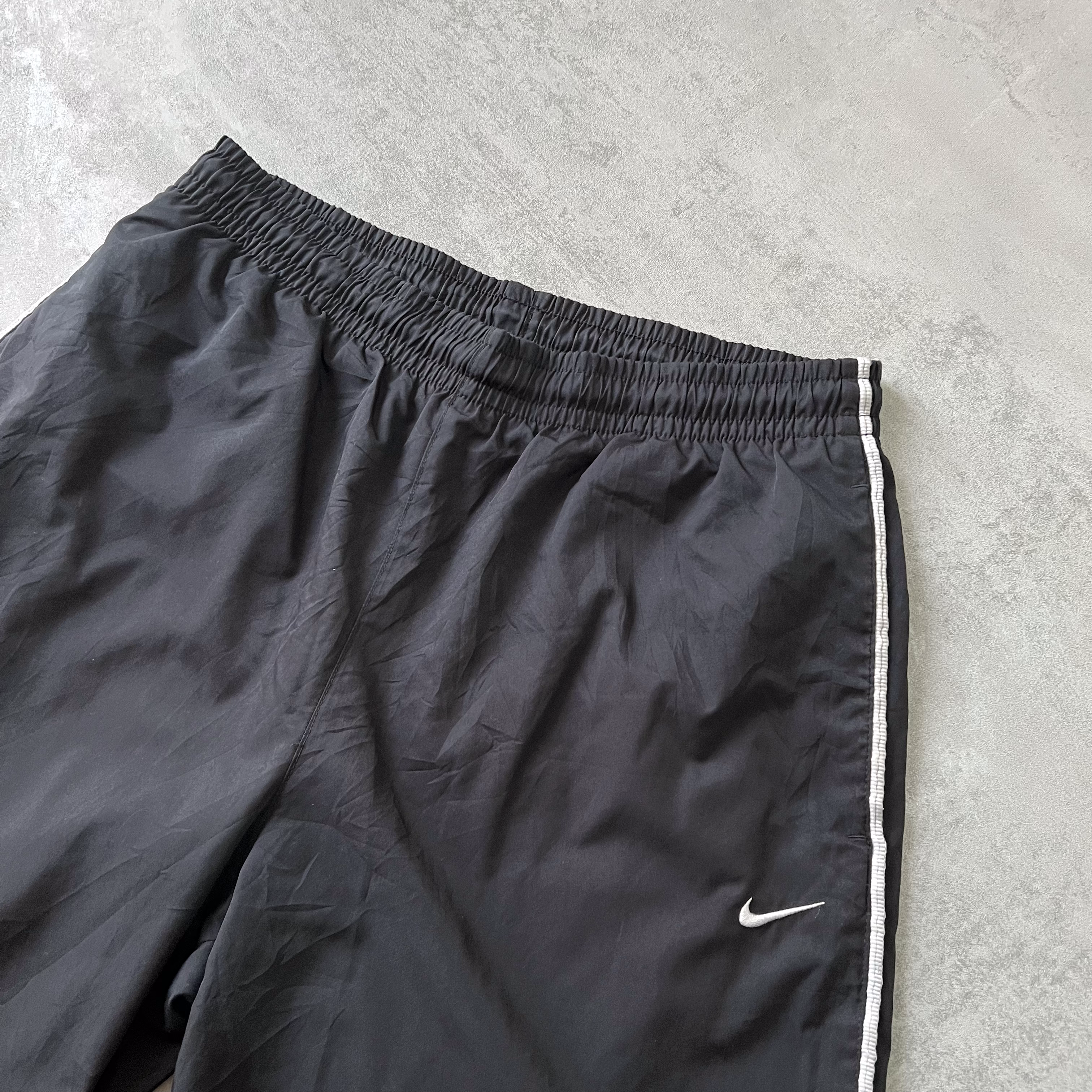 Nike 2000s trackpants (L)