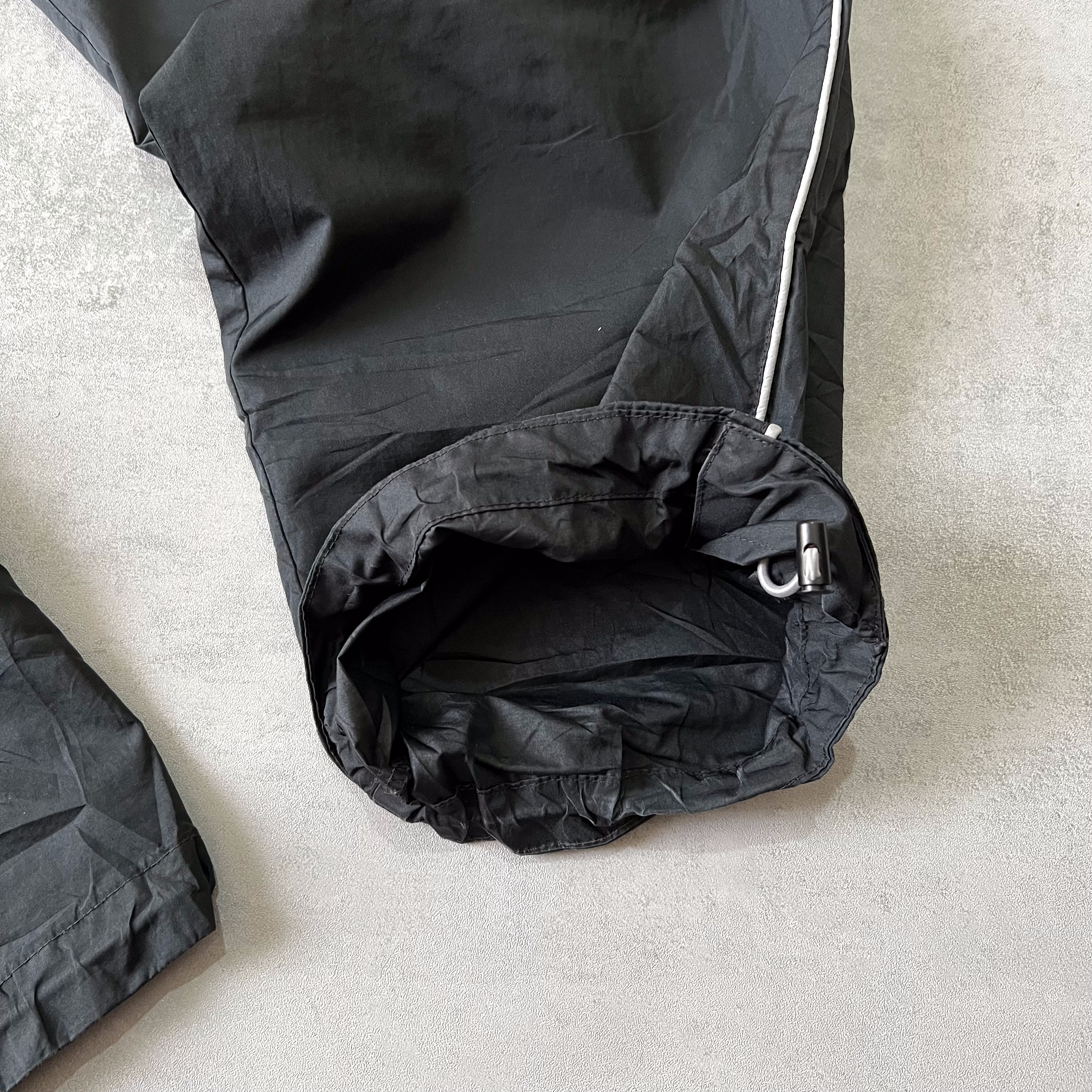 Nike 2000s trackpants (M)