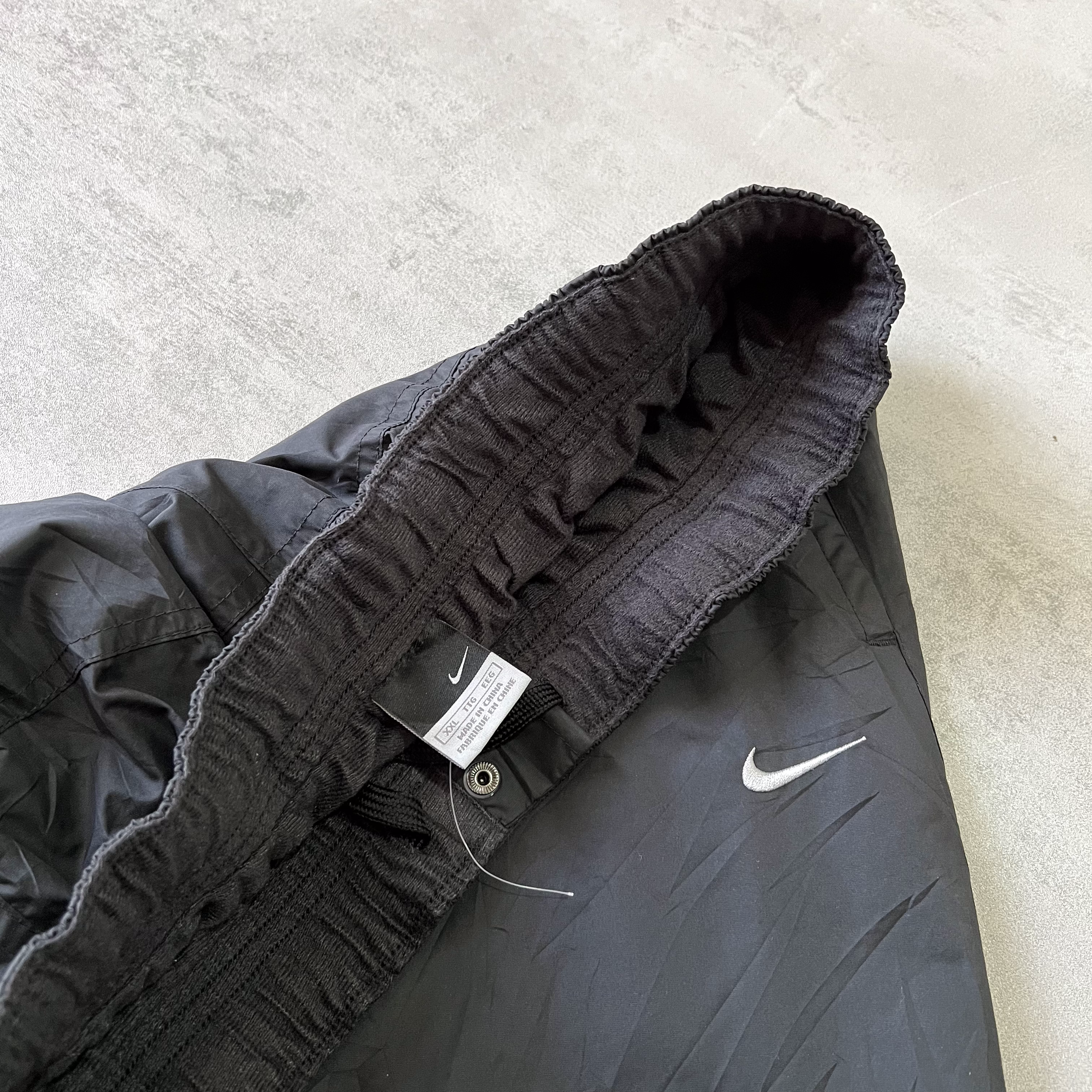 Nike 2000s trackpants (XXL)