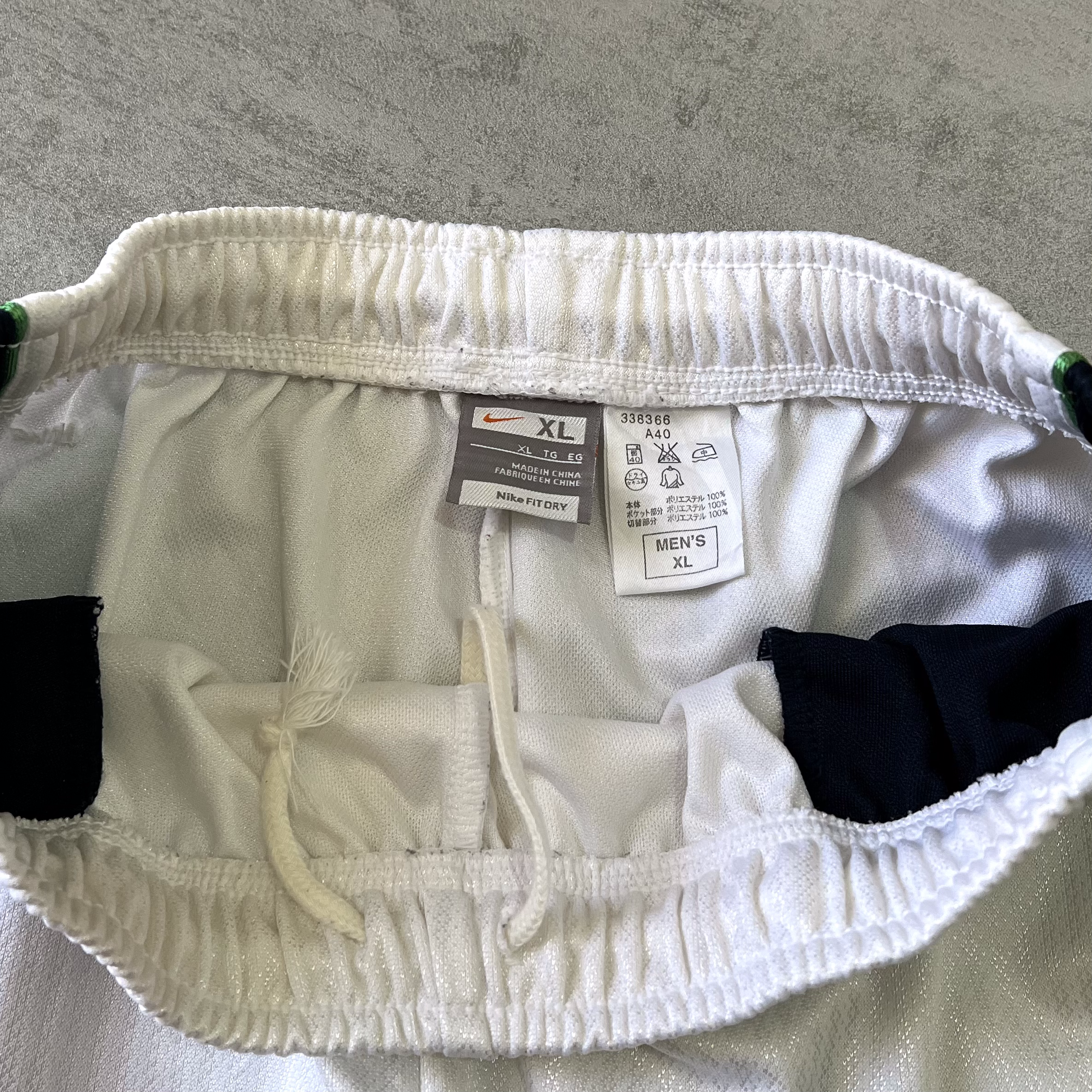 Nike 2000s joggers (XL)