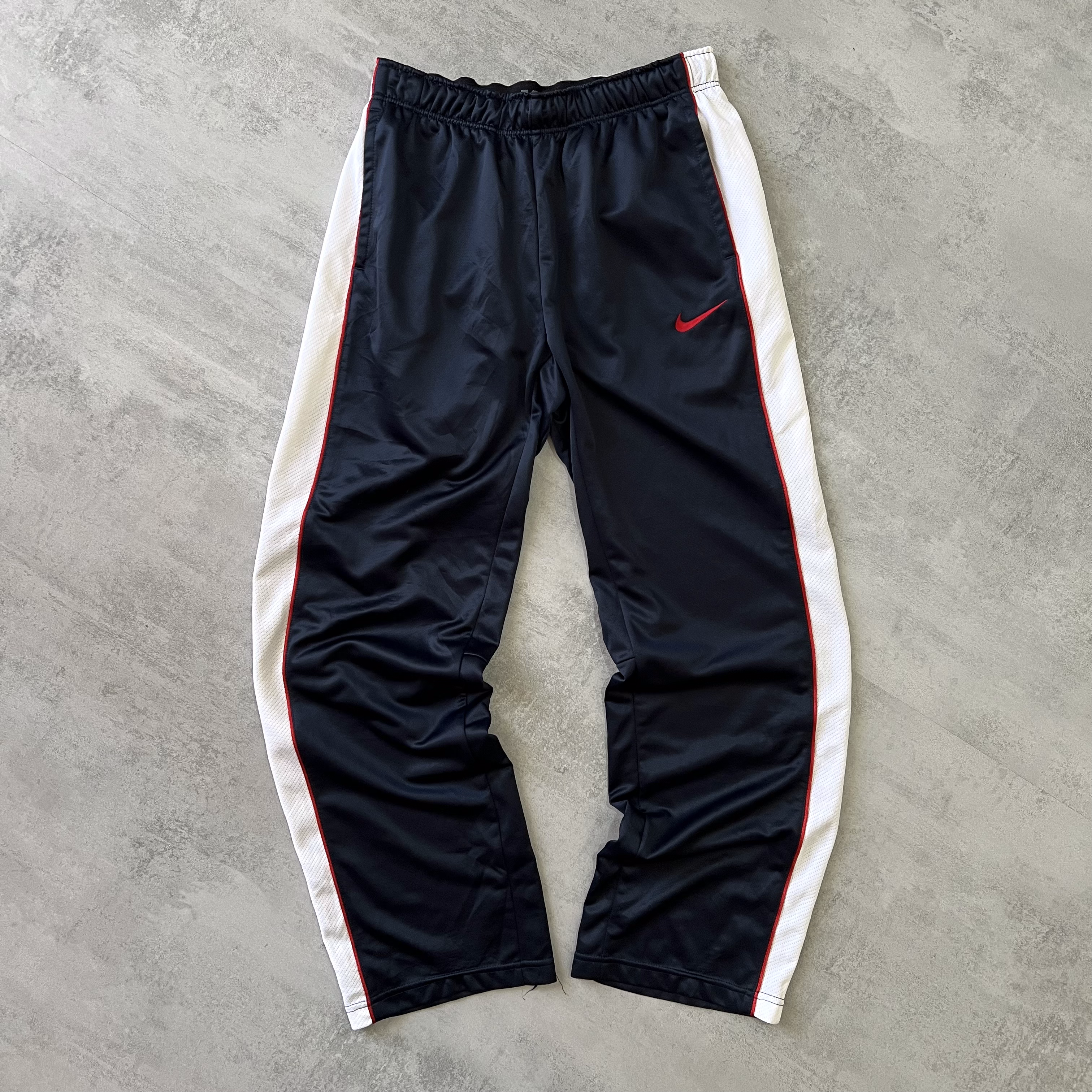 Nike 2000s joggers (L)