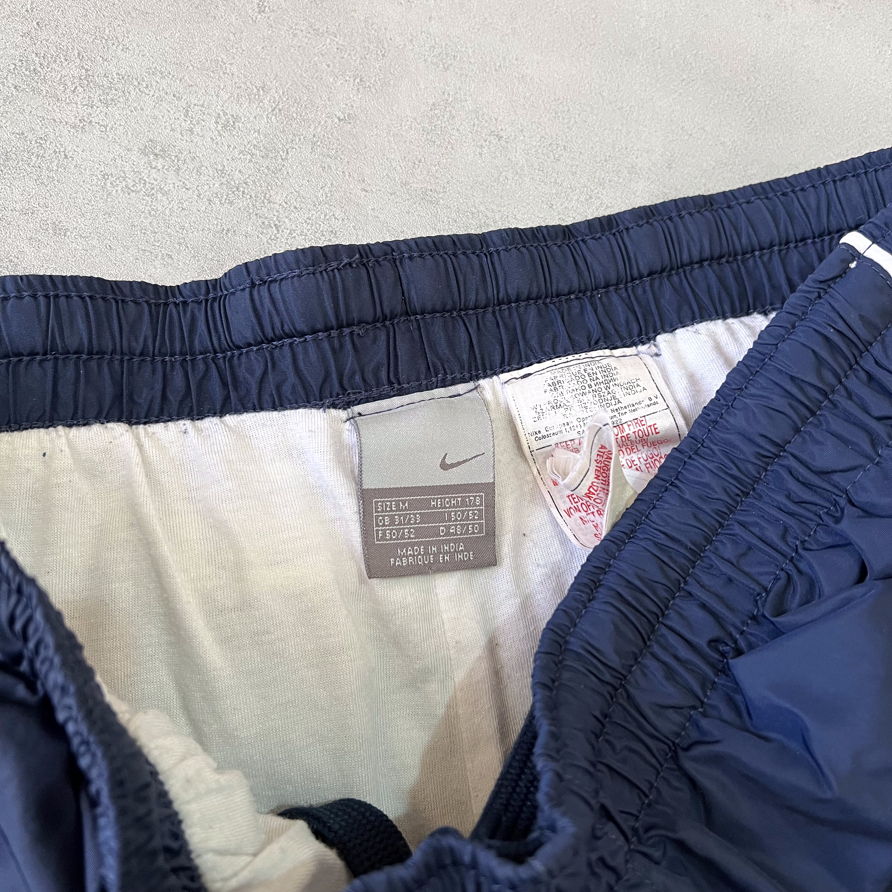 Nike Cortez 2000s trackpants (M)