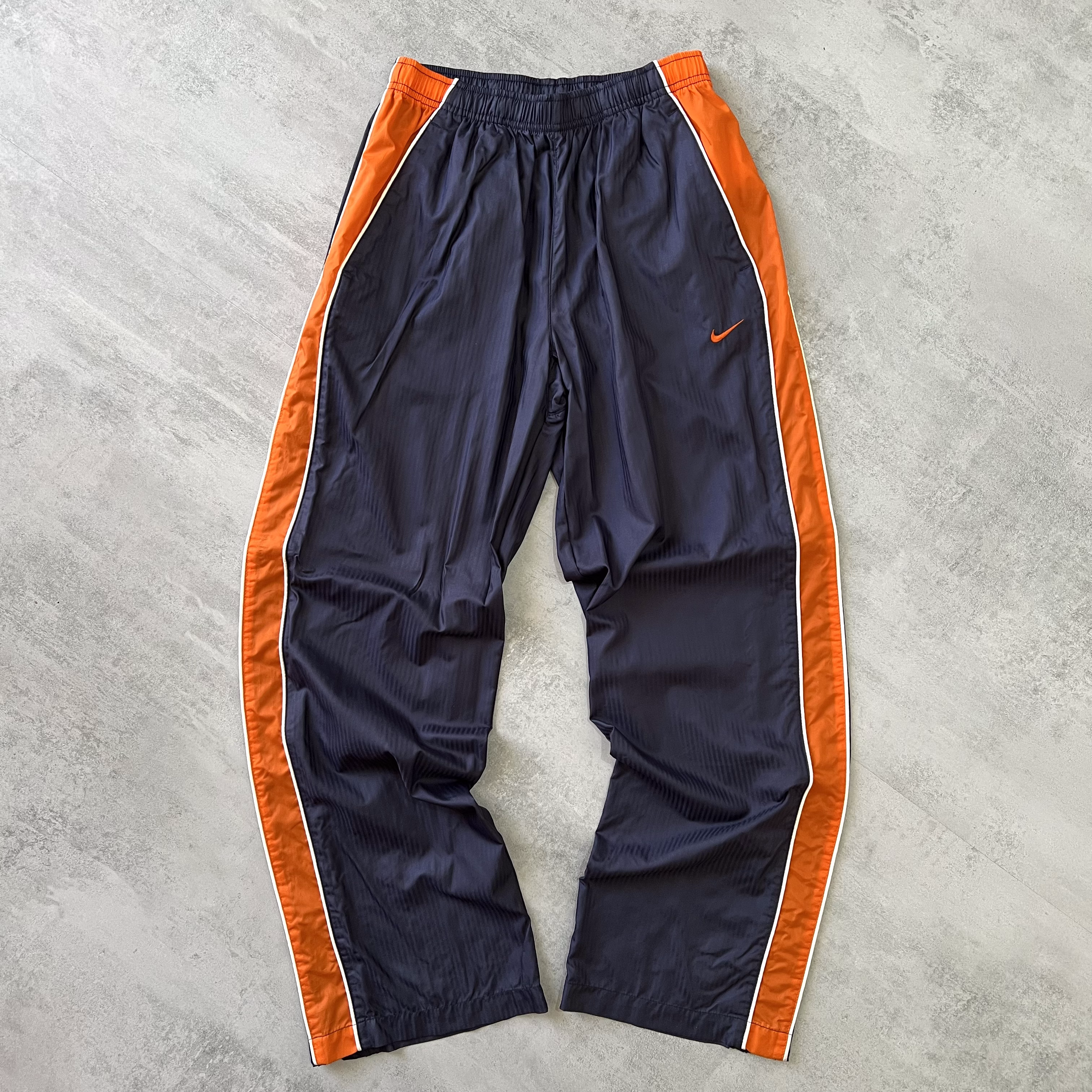 Nike 2000s trackpants (L)