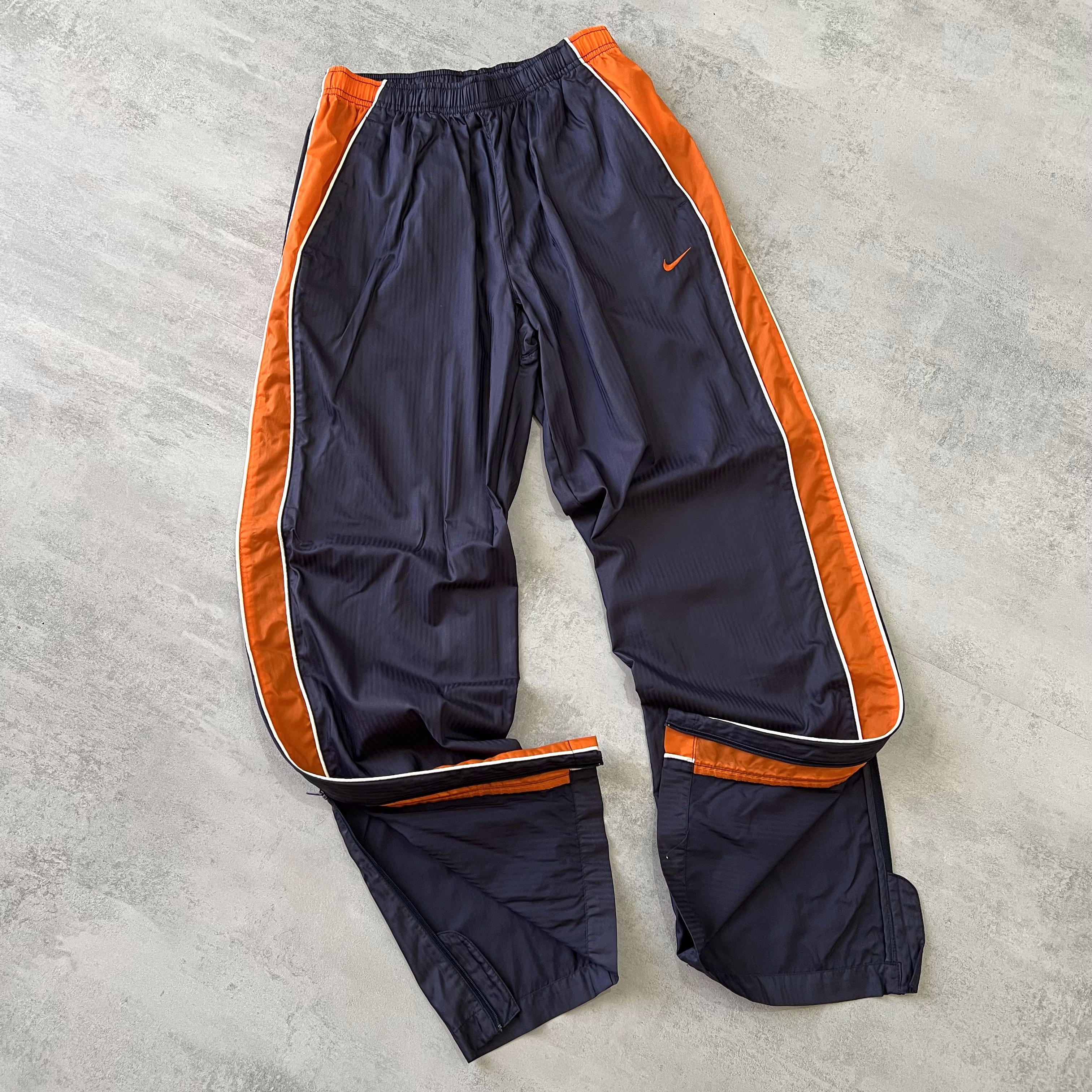 Nike 2000s trackpants (L)