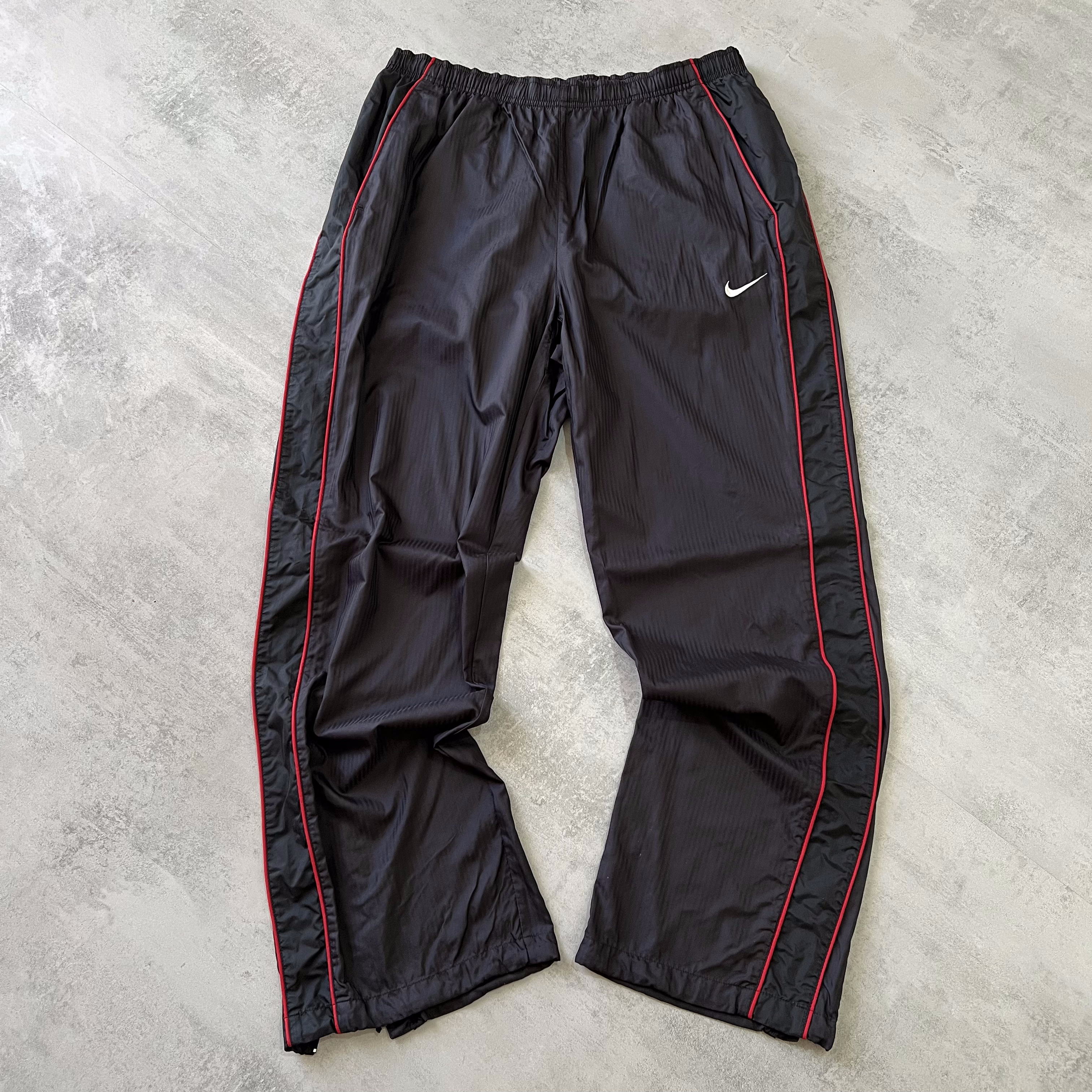 Nike 2000s trackpants (XL)