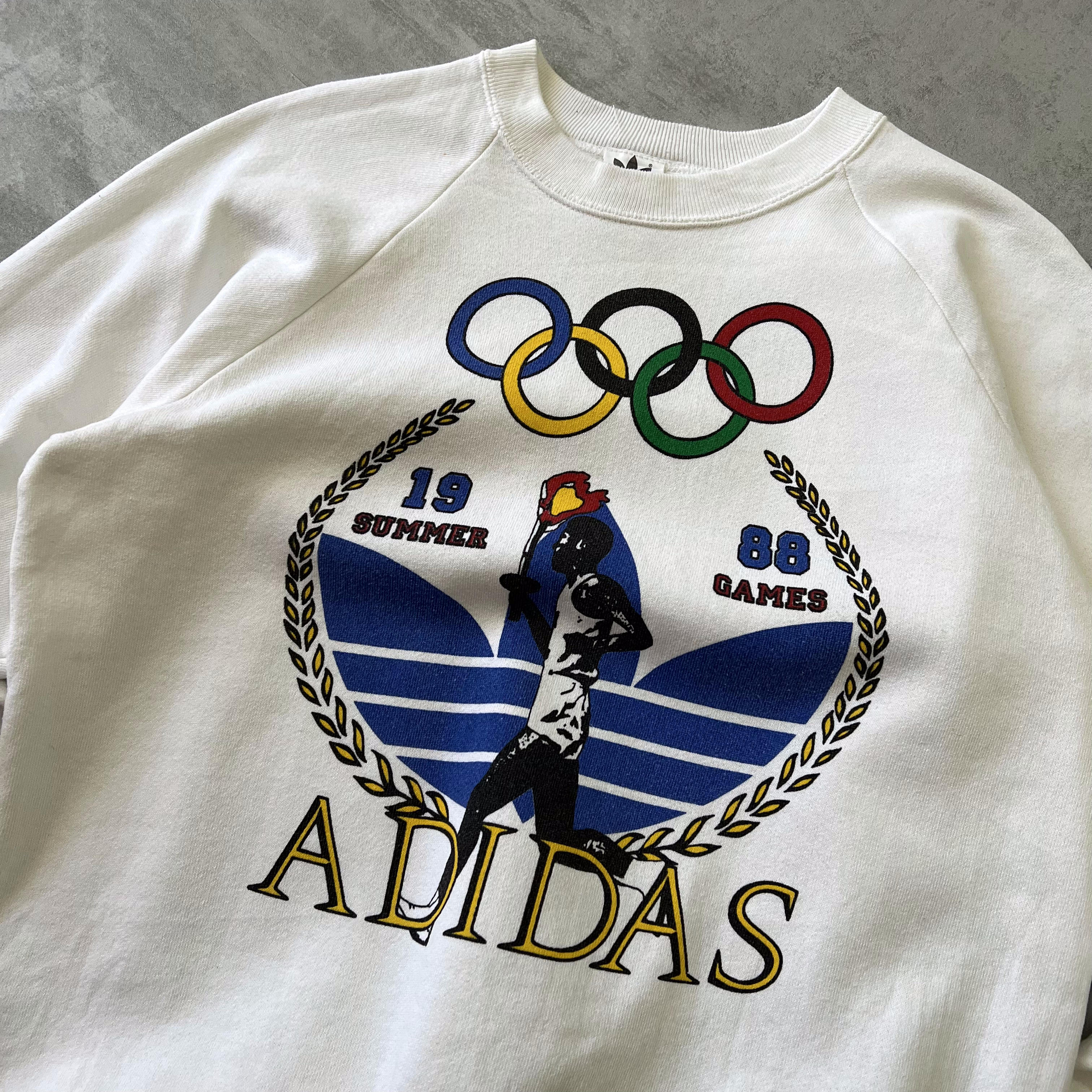 Adidas Summer Games RARE 2000s sweatshirt (L)