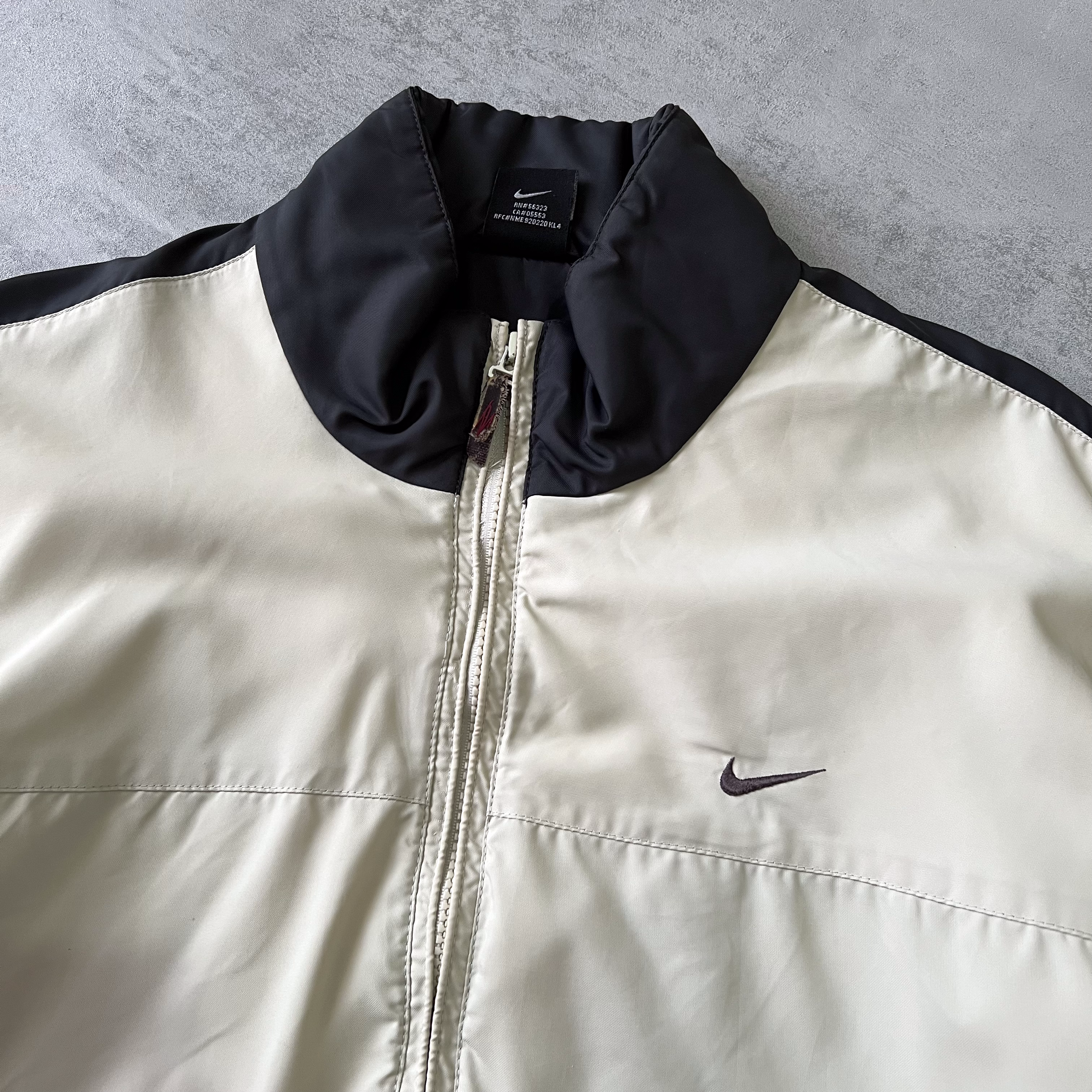Nike 2000s padded jacket (L)