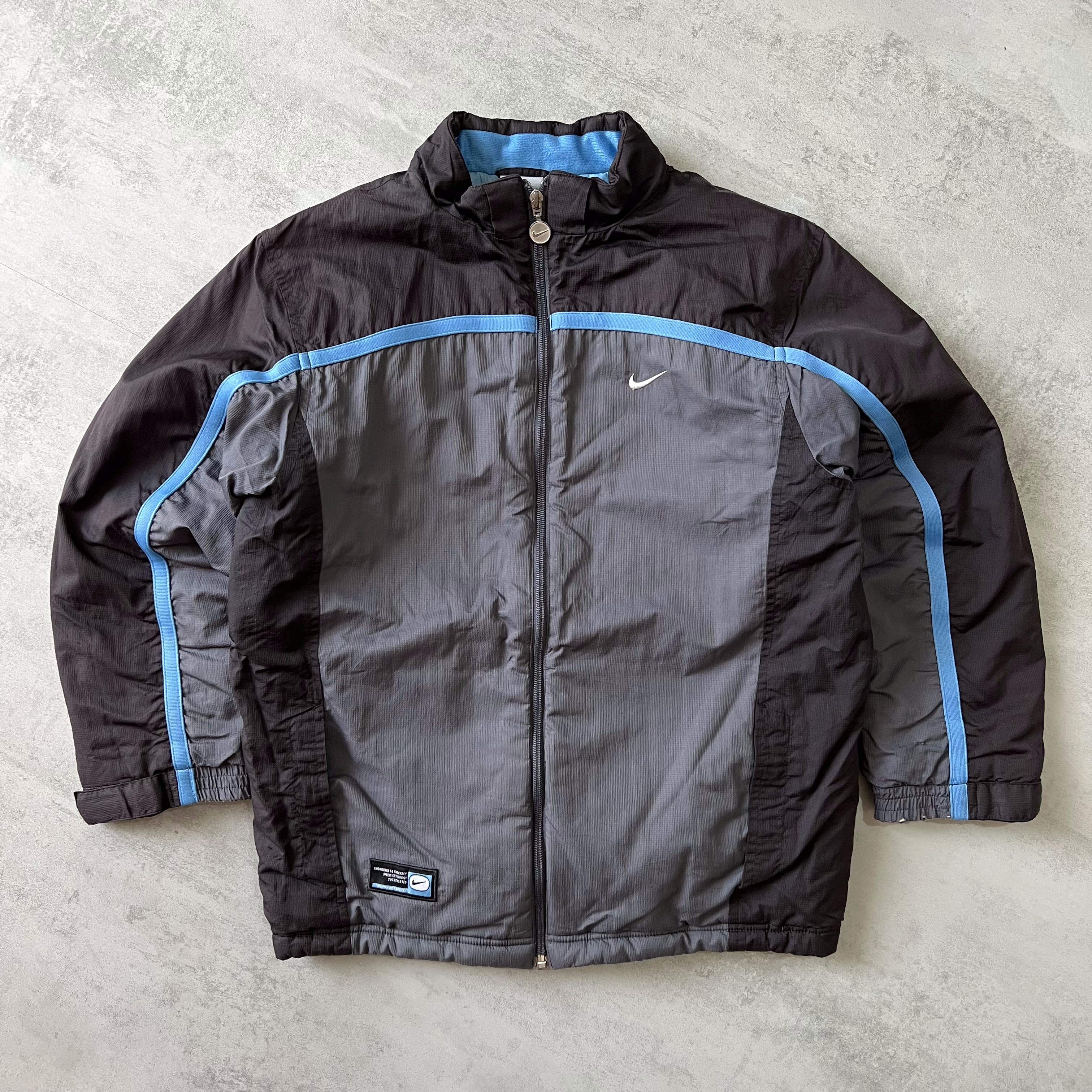 Nike 2000s padded jacket (M)