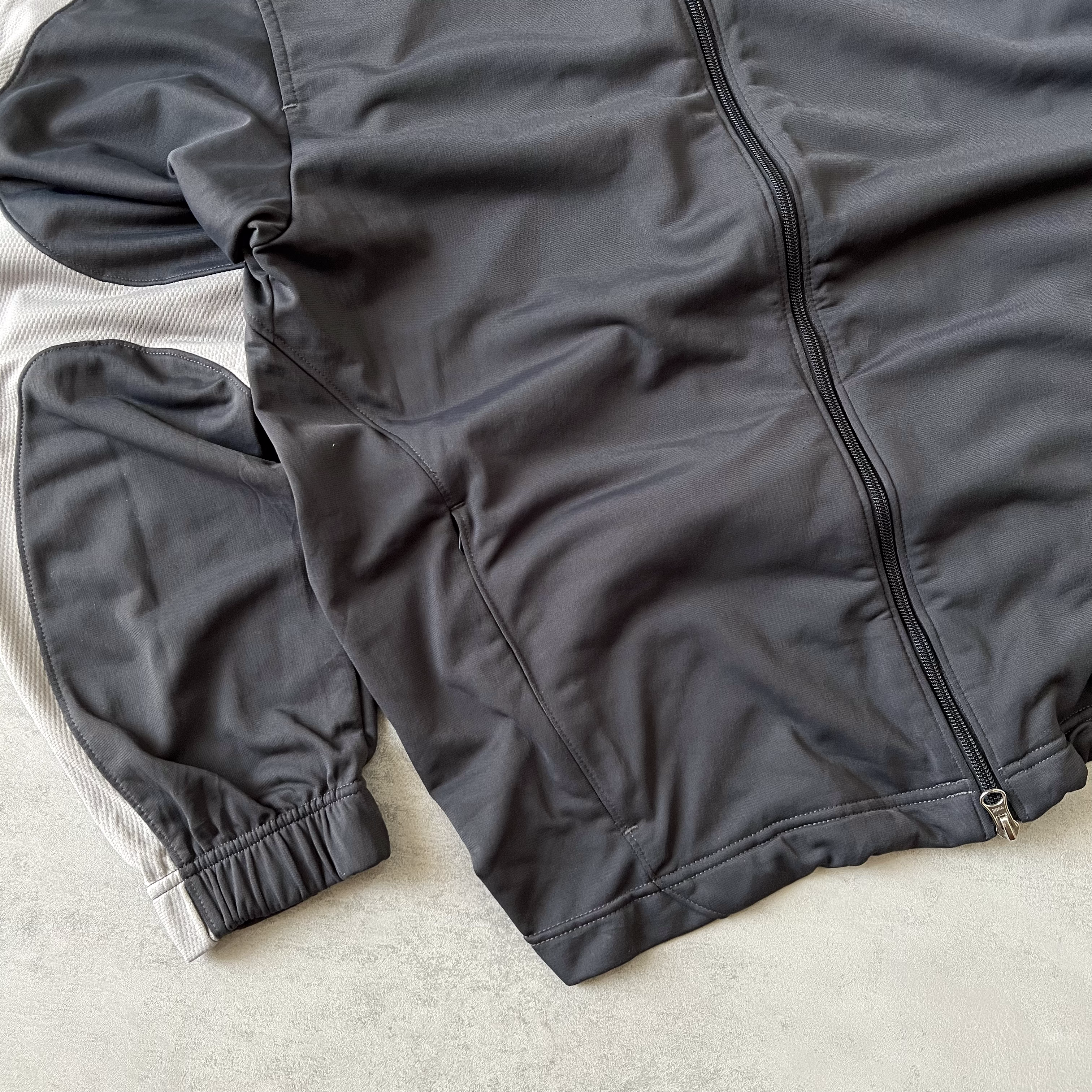 Nike 2000s trackjacket (L)