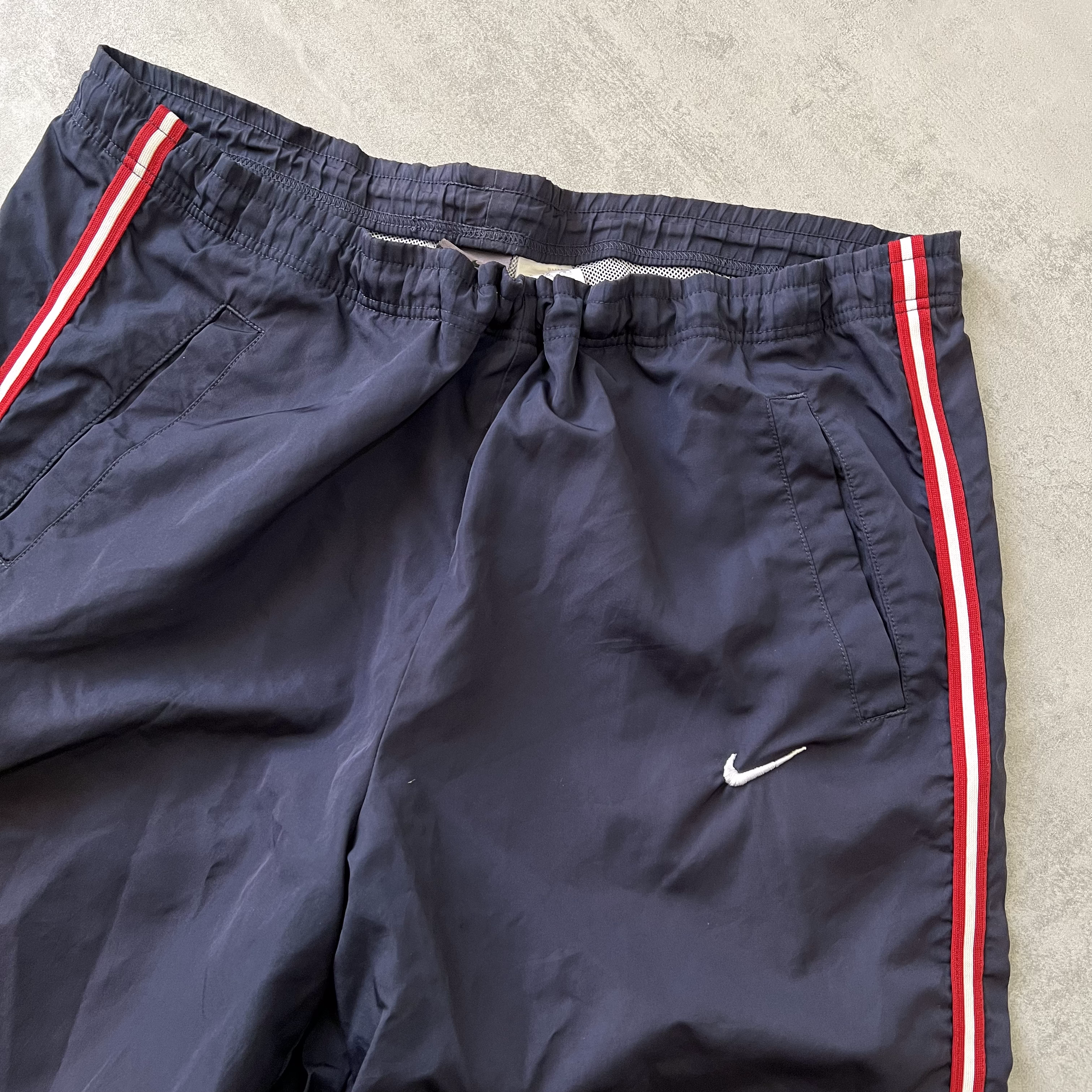 Nike 2000s trackpants (L)