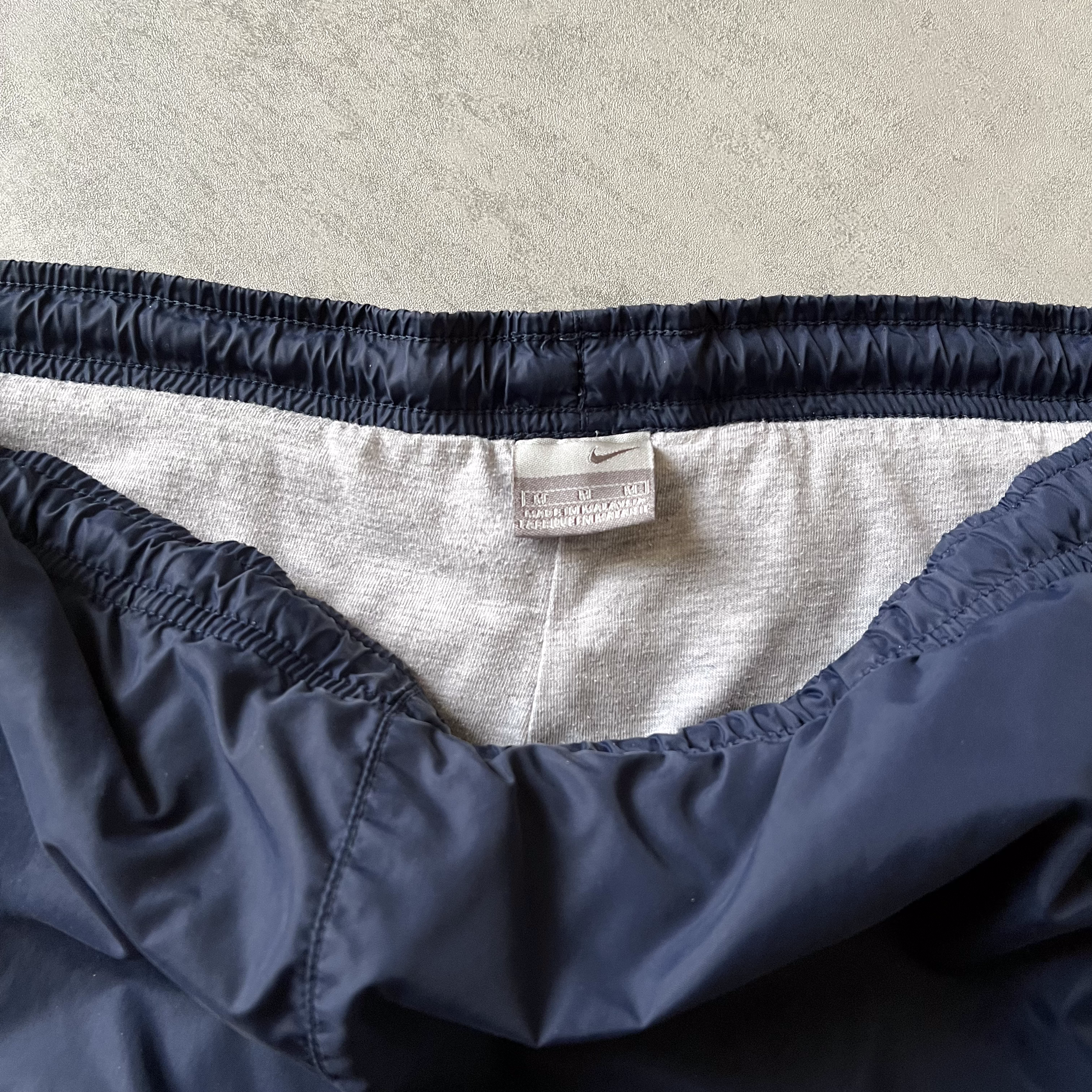 Nike 2000s trackpants (M)