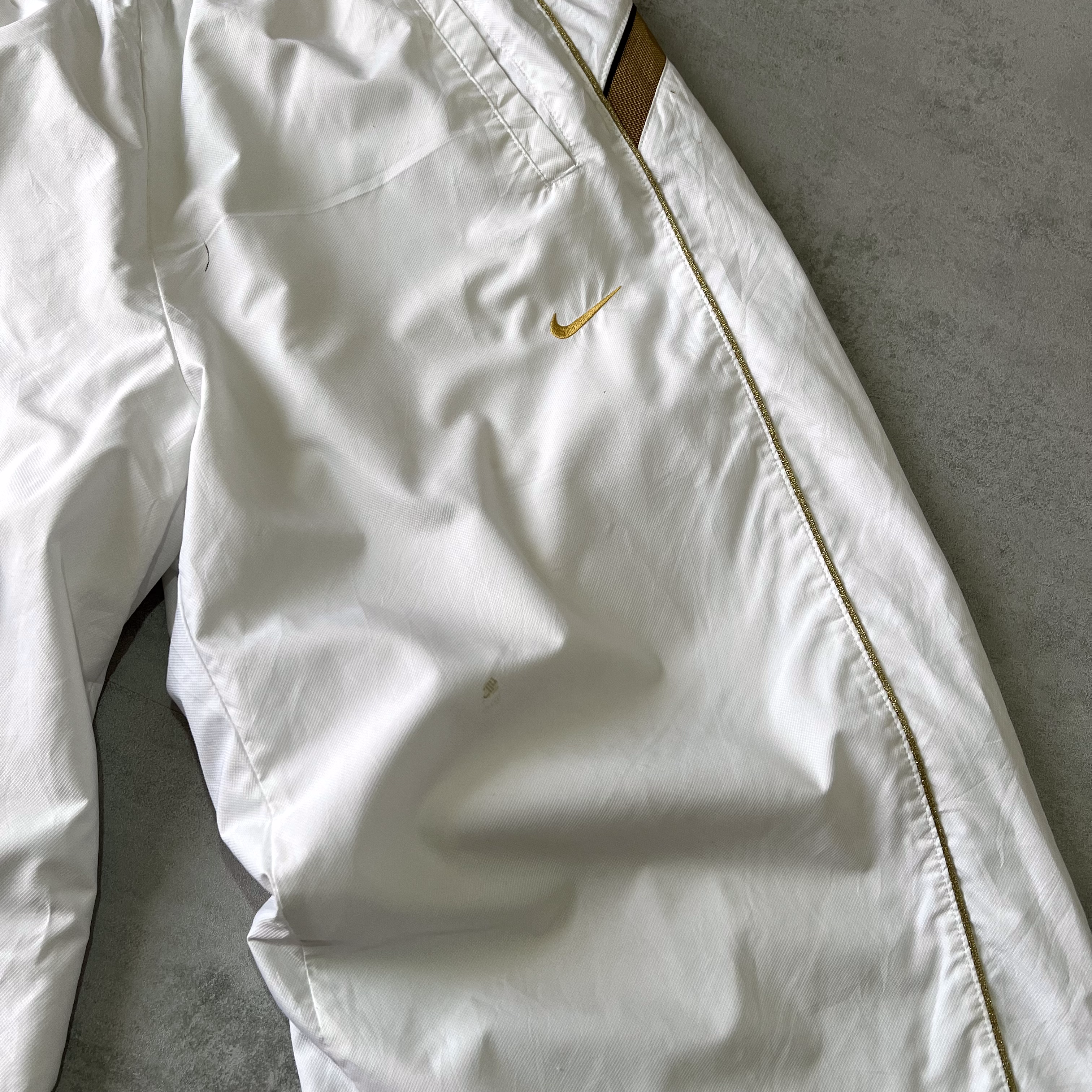 Nike 2000s trackpants (L)
