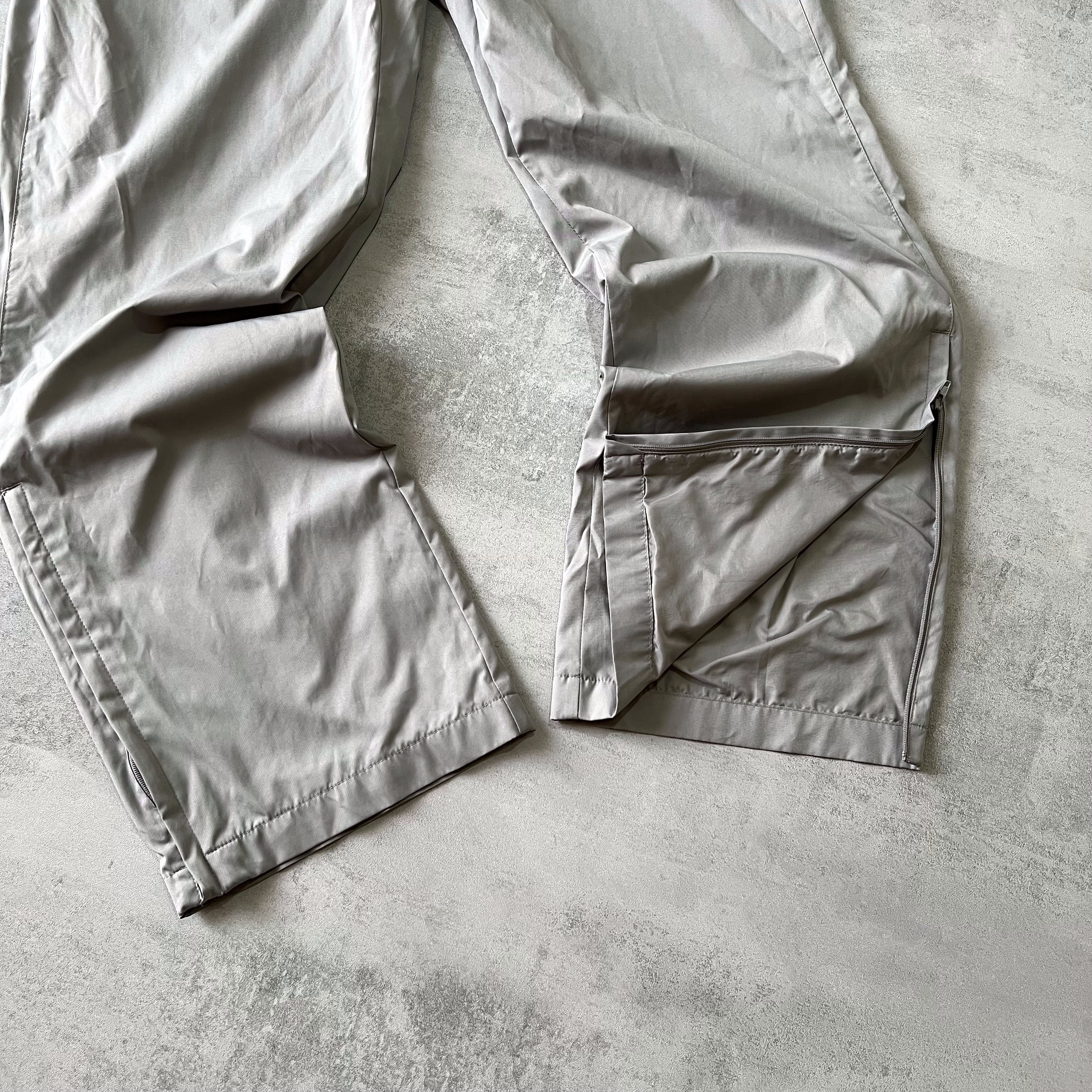 Nike 2000s trackpants (L)