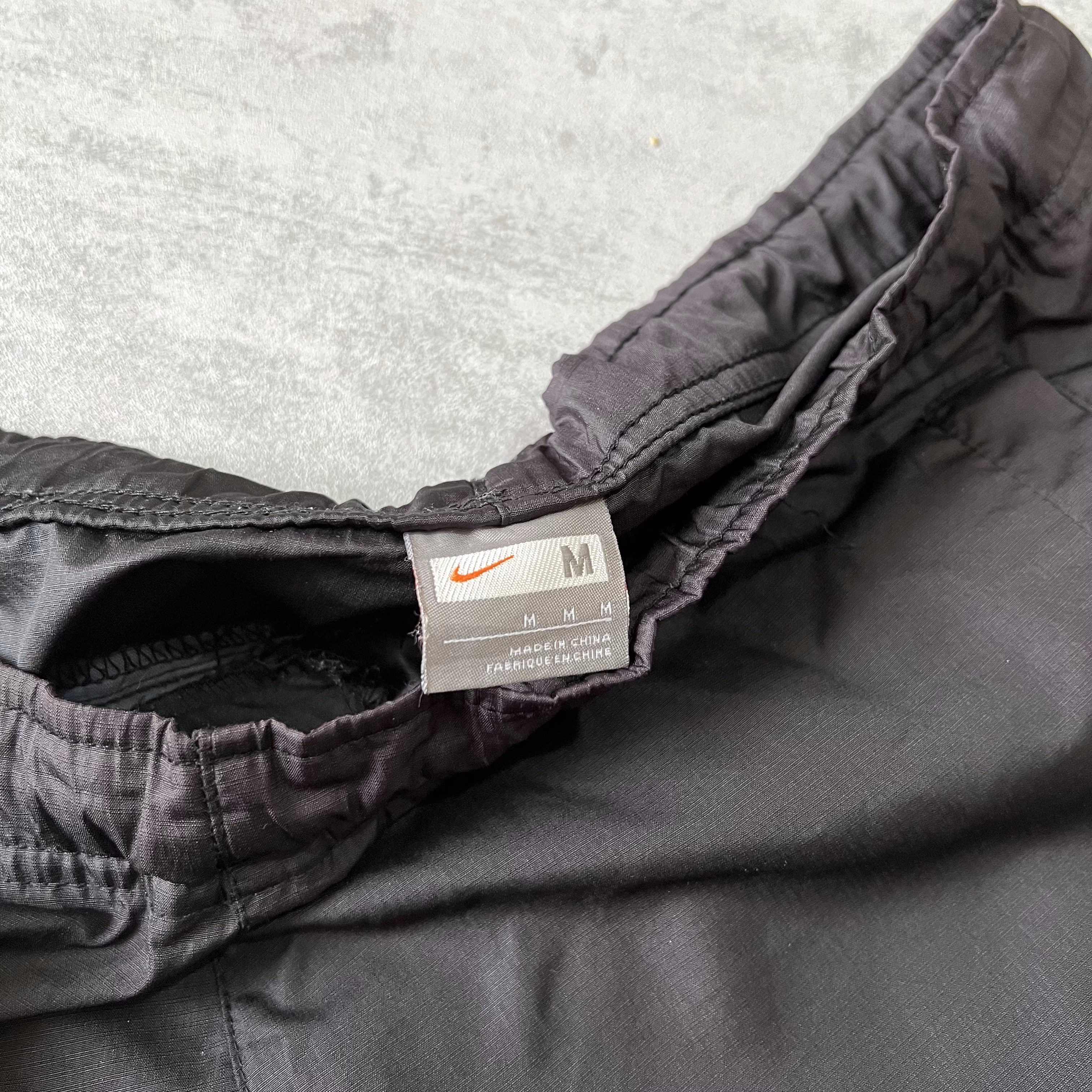 Nike 2000s trackpants (M)