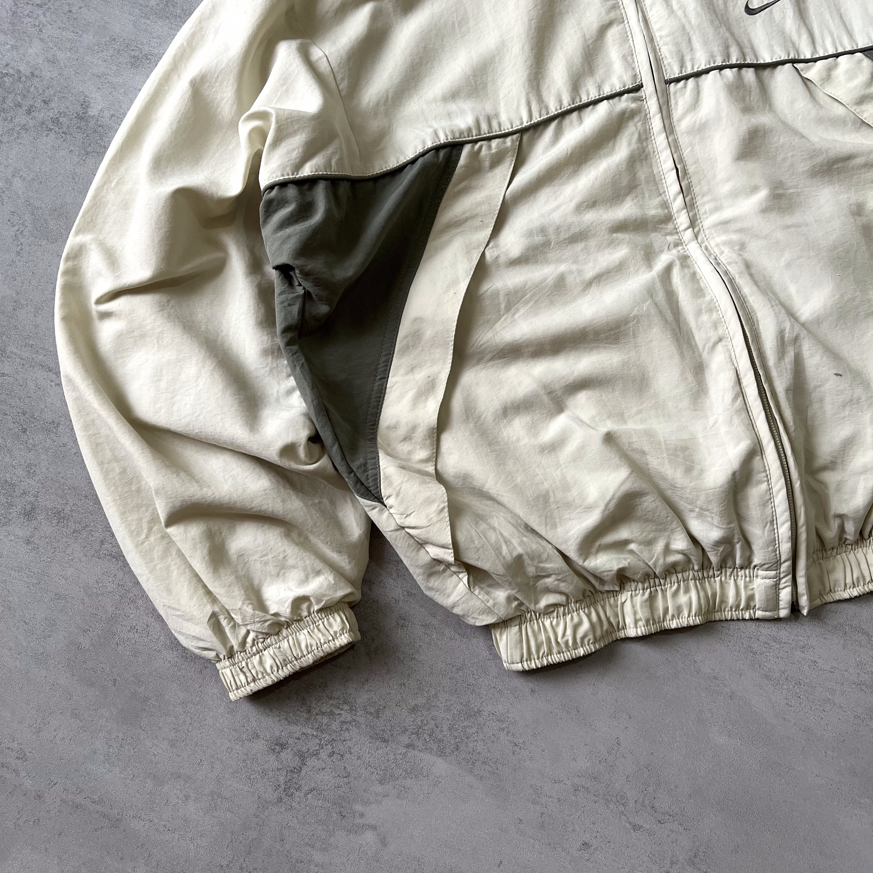 Nike 2000s trackjacket (M)