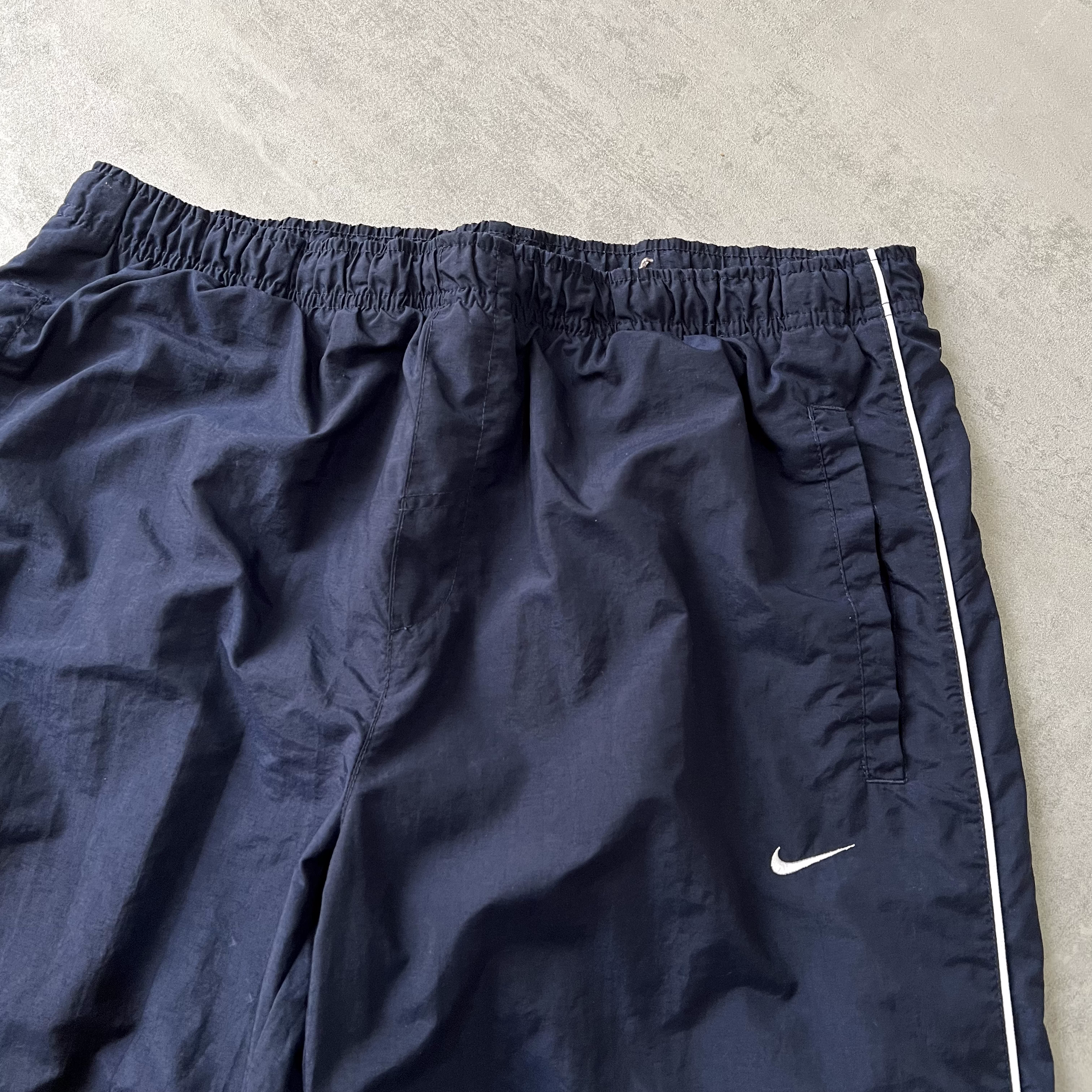 Nike RARE 2000s trackpants (L)