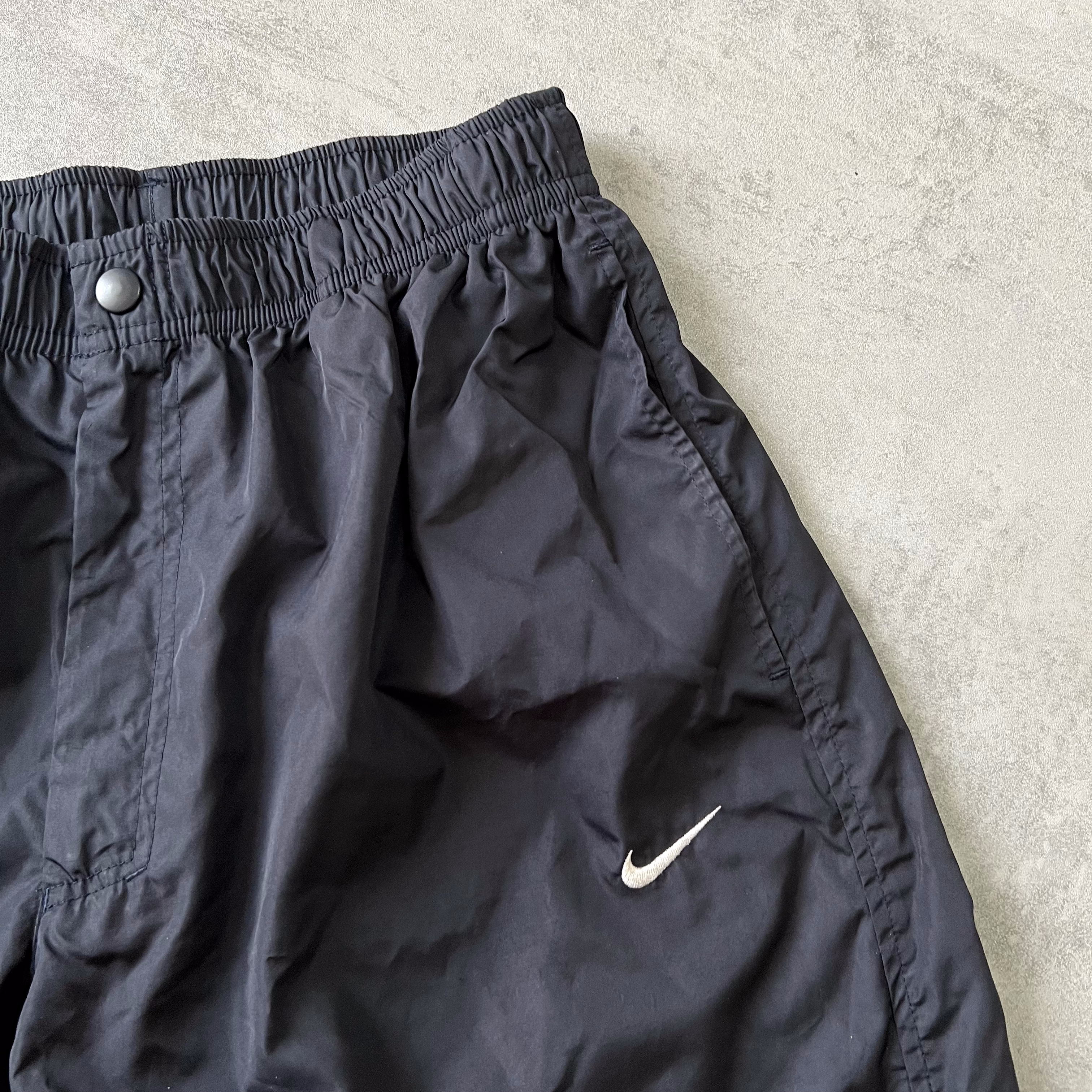Nike 2000s trackpants (L)