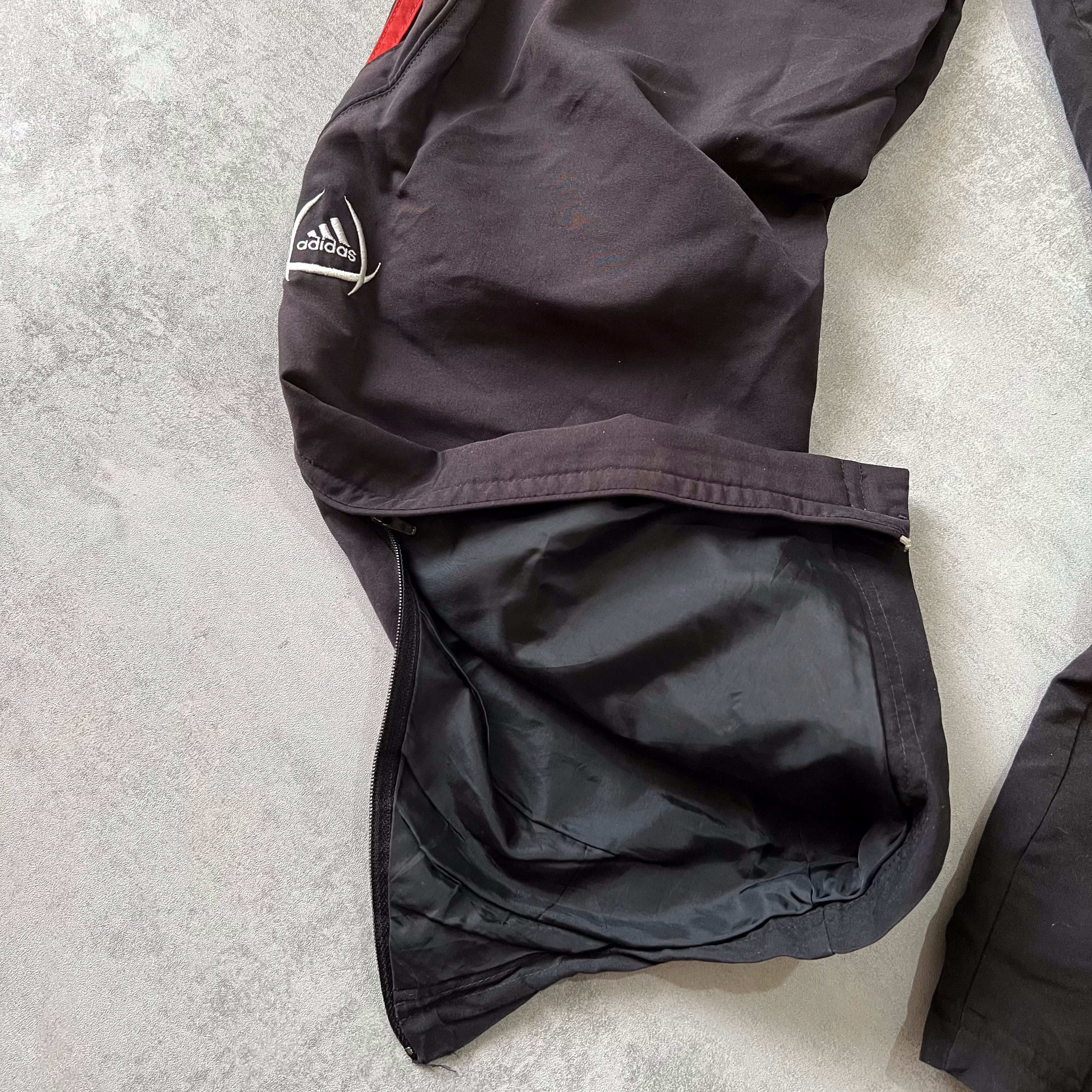 Adidas AC Milan 2000s trackpants (L)