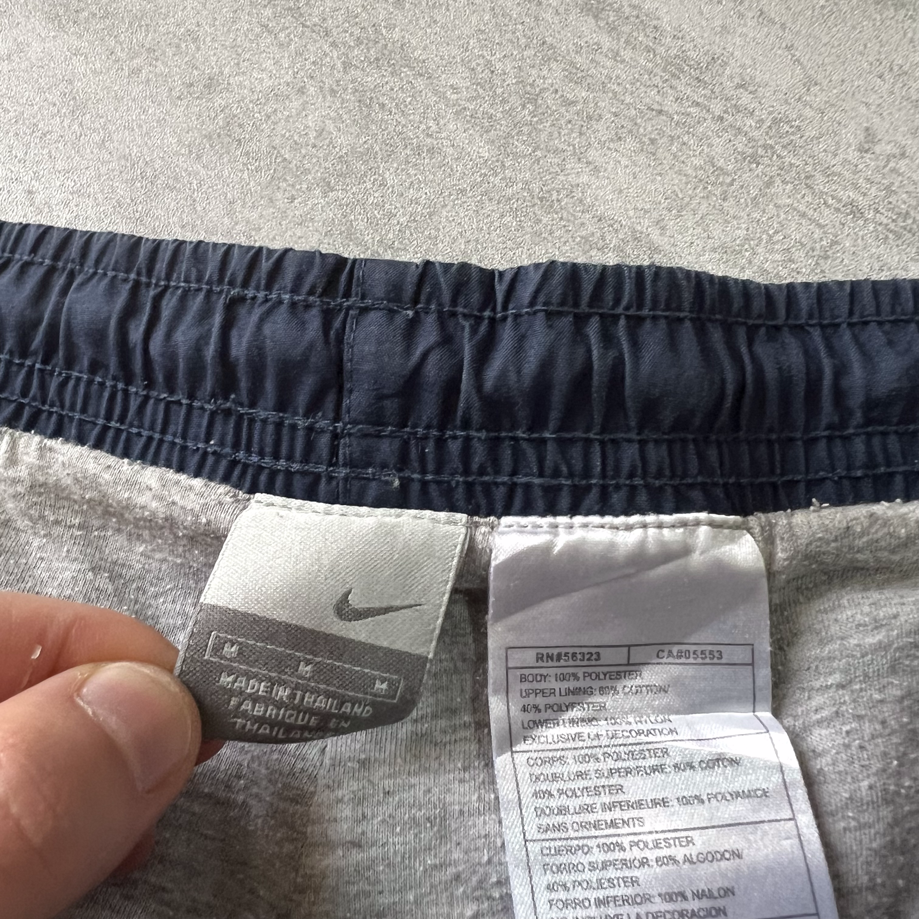 Nike 2000s trackpants (L)