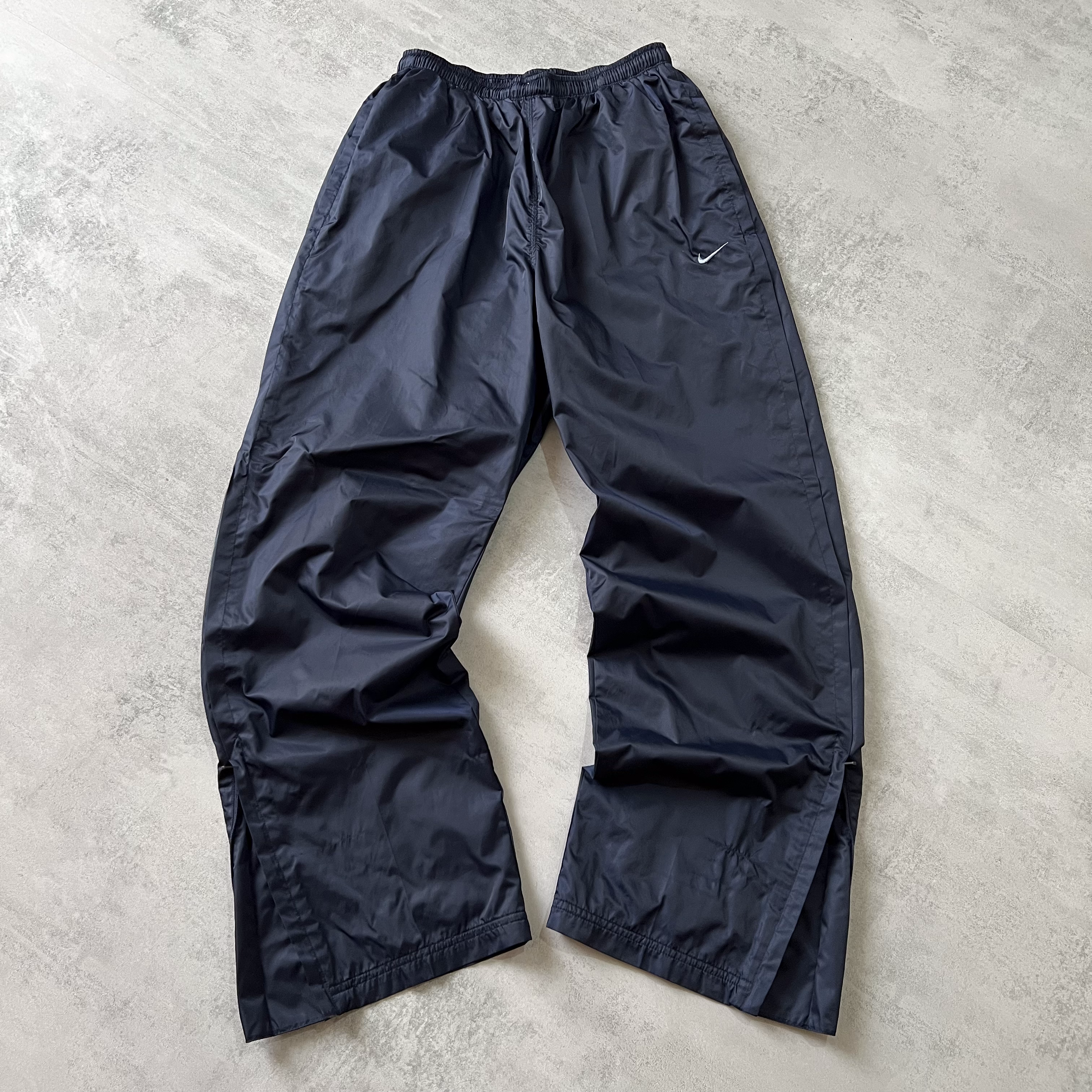 Nike 2000s trackpants (L)