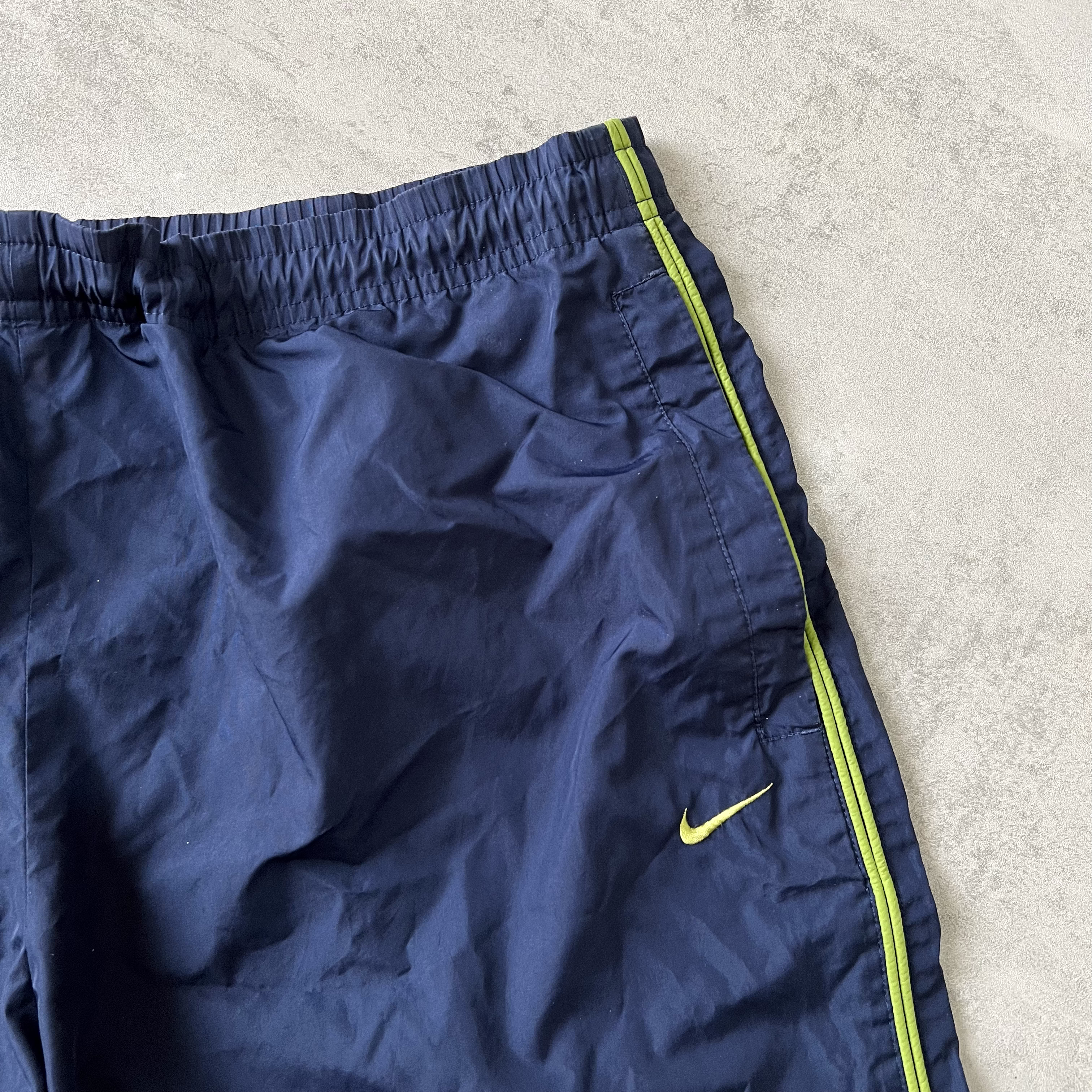 Nike 2000s trackpants (XL)