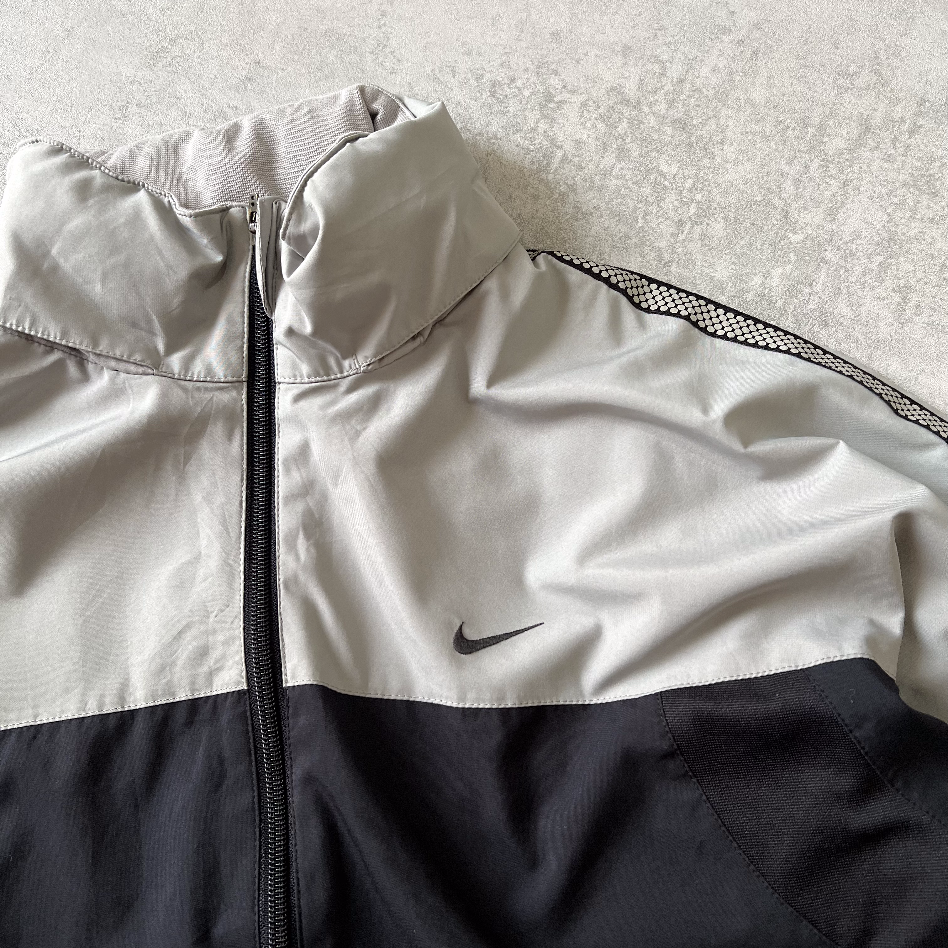 Nike 2000s trackjacket (L)