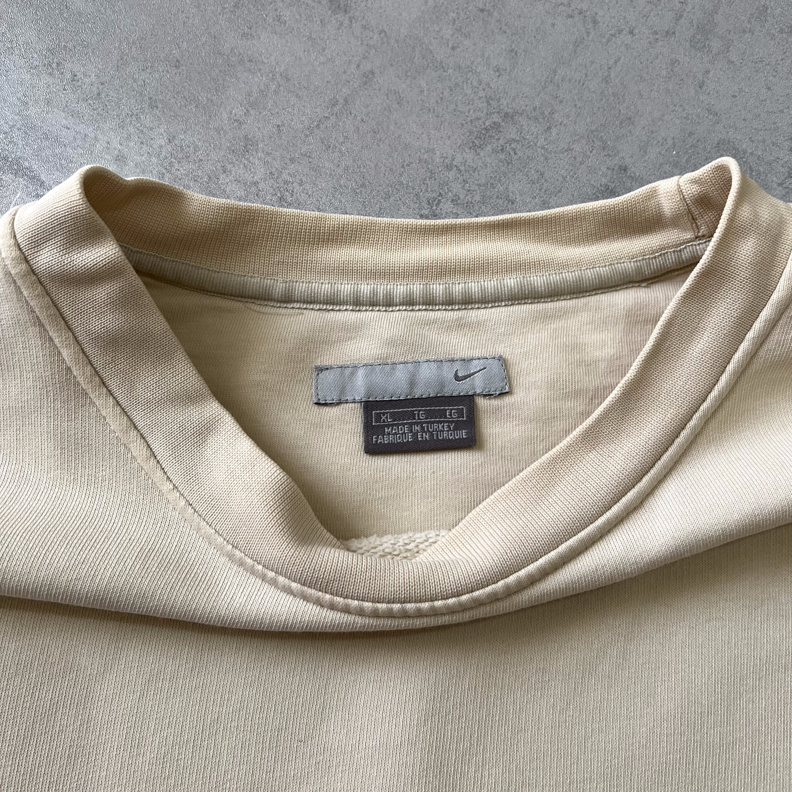 Nike 2000s crewneck sweatshirt (L)