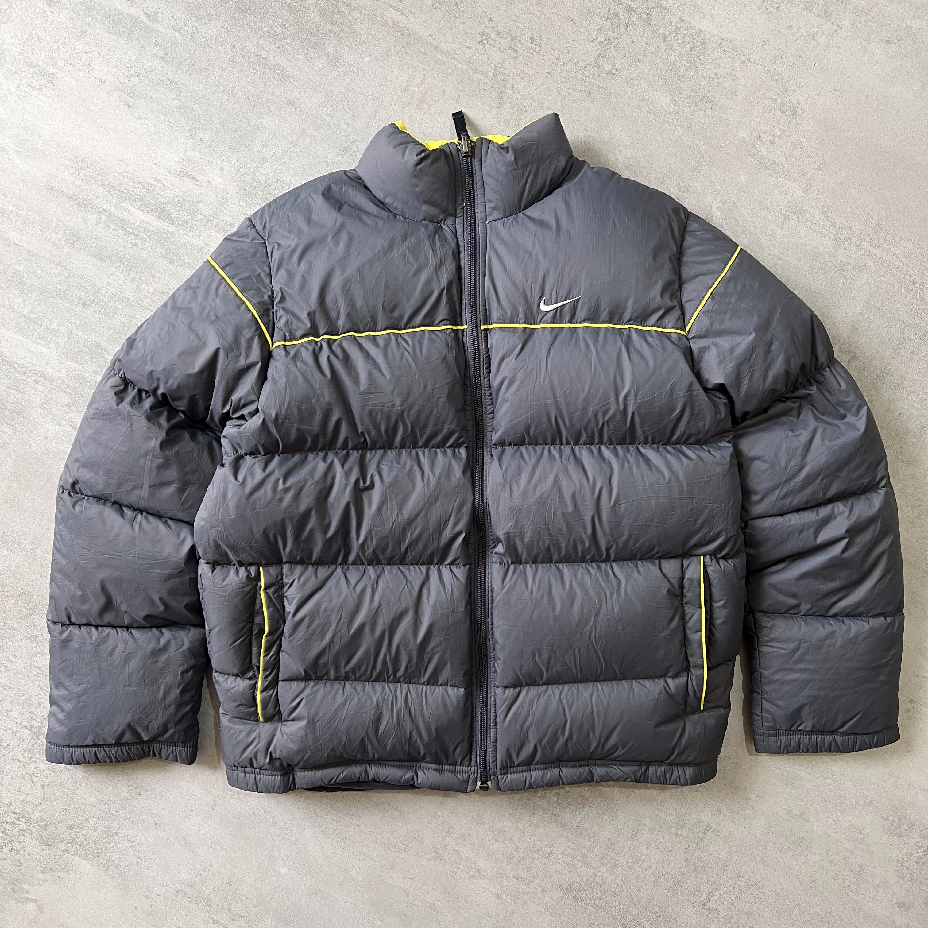 Nike 2000s puffer jacket (S)