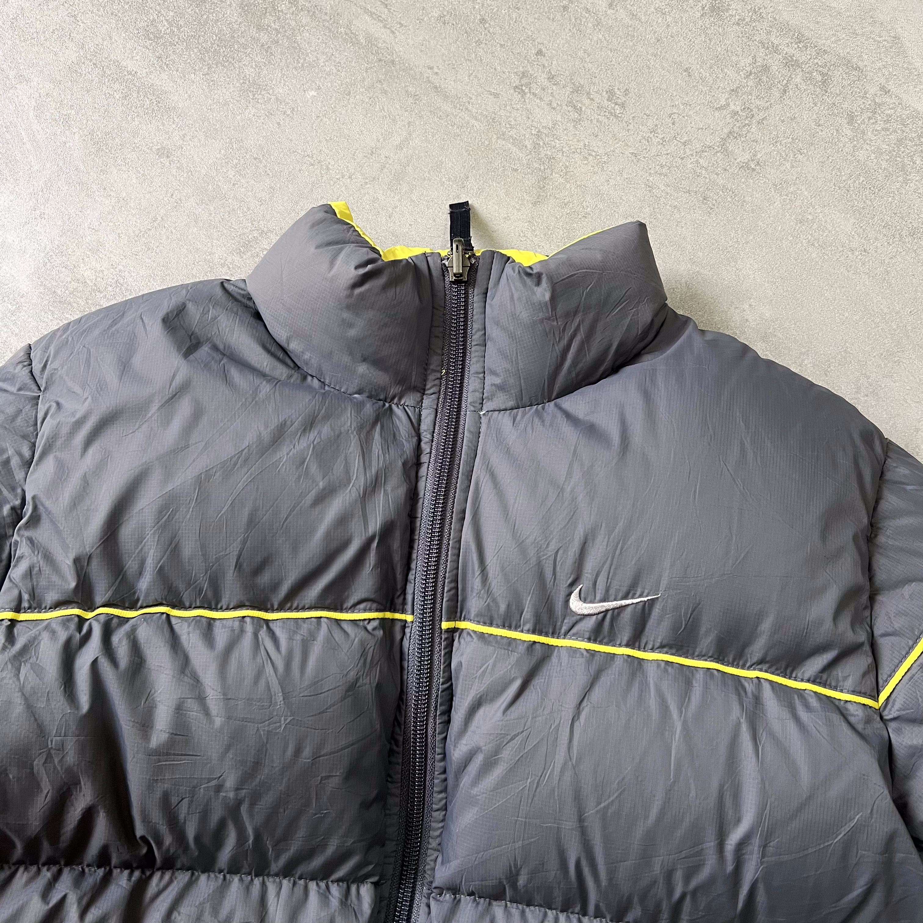 Nike 2000s puffer jacket (S)